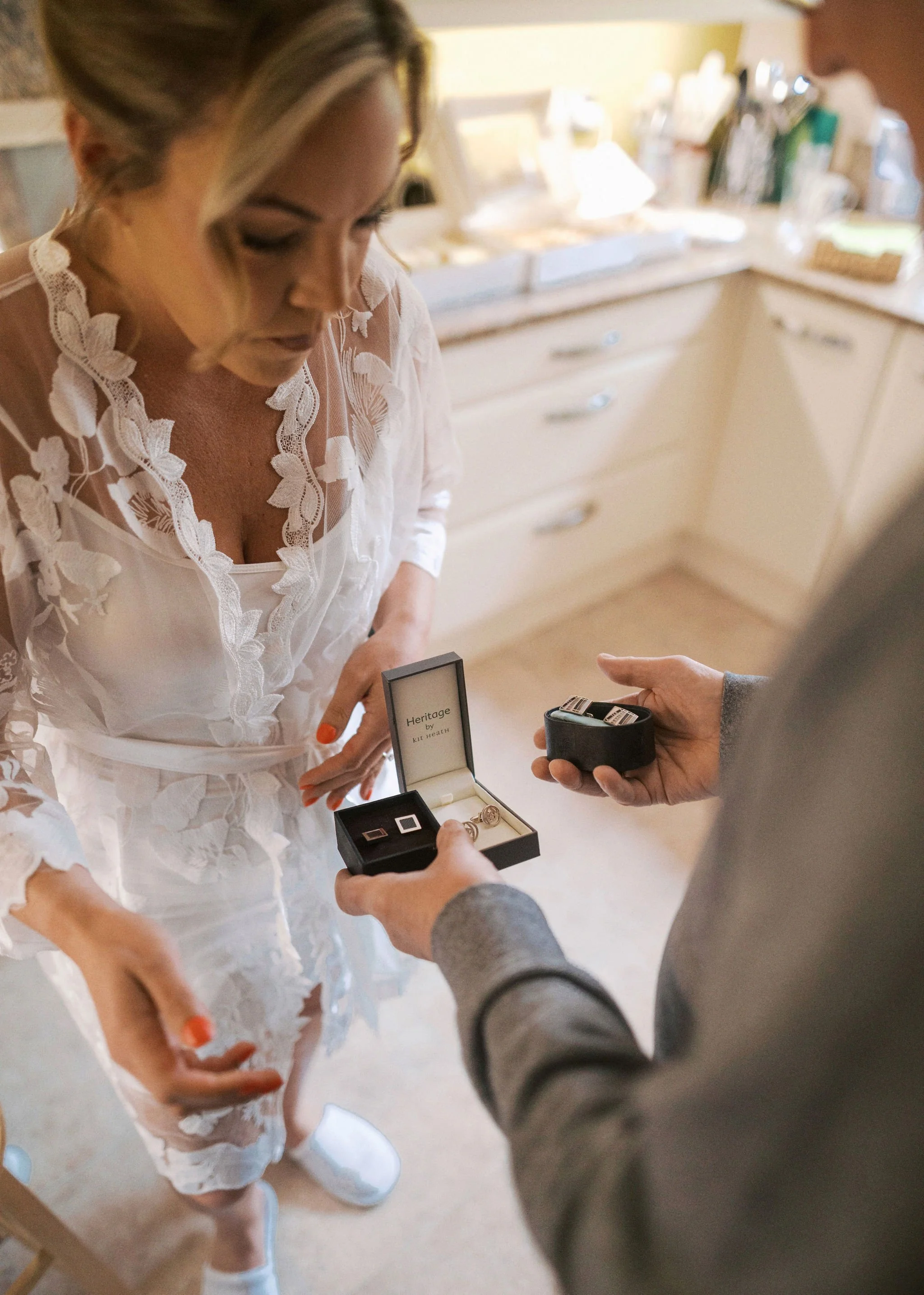 Bawtry hall wedding photographer bridal preparations005.jpg