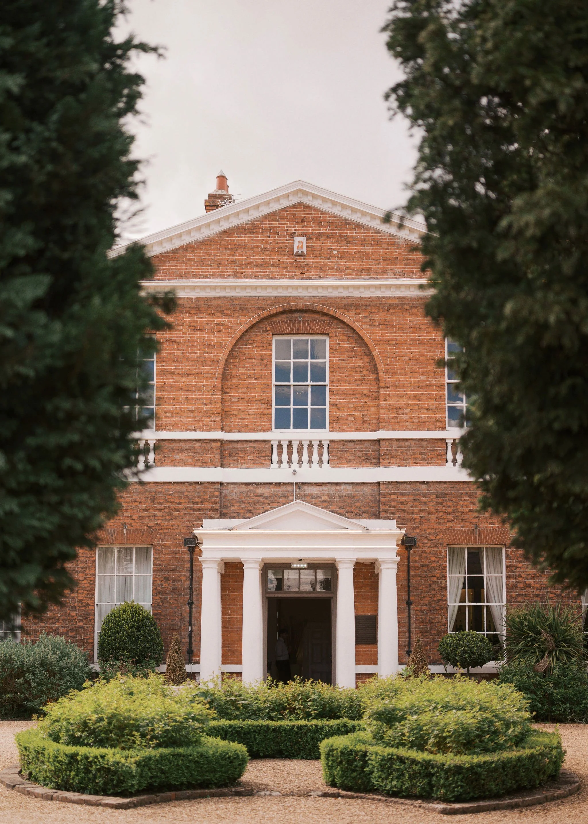 bawtry hall wedding photographer  cocktail hour004.jpg