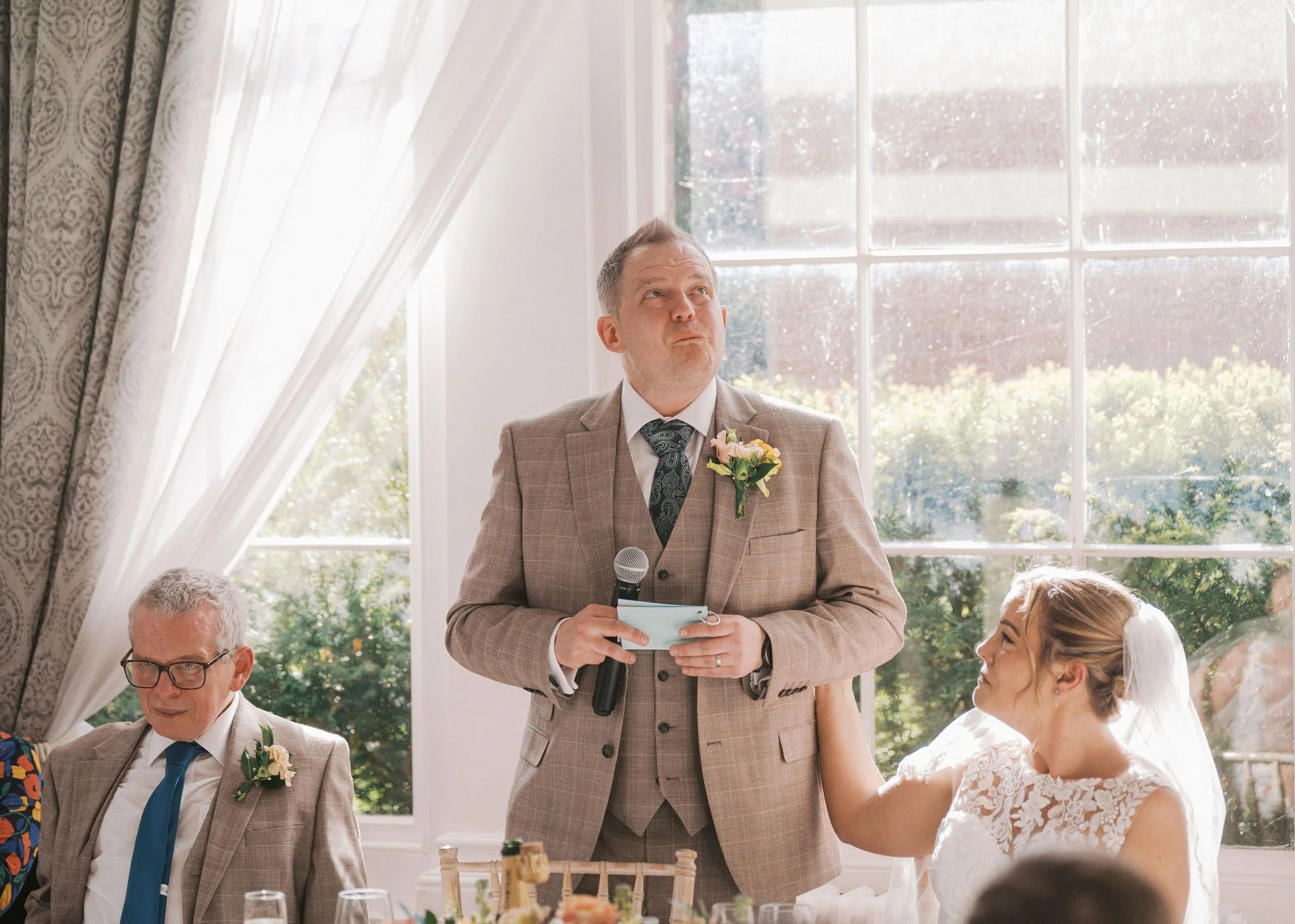 bawtry hall wedding photography emotional speeches004.jpg