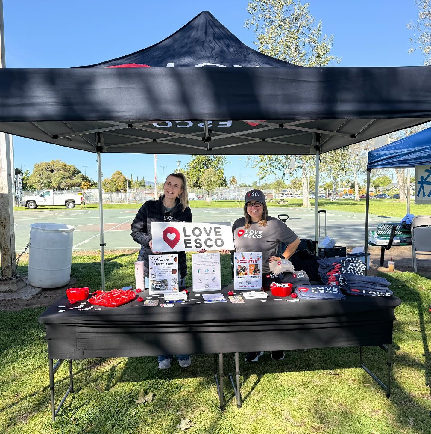 Stop by Washington Park today from 10-2 for Earth Day Escondido hosted by @escondido_creek_conservancy

Join us for nature activities and interactive booths to learn more about how we can all do our part. Set up is well underway, and we can&rsquo;t w