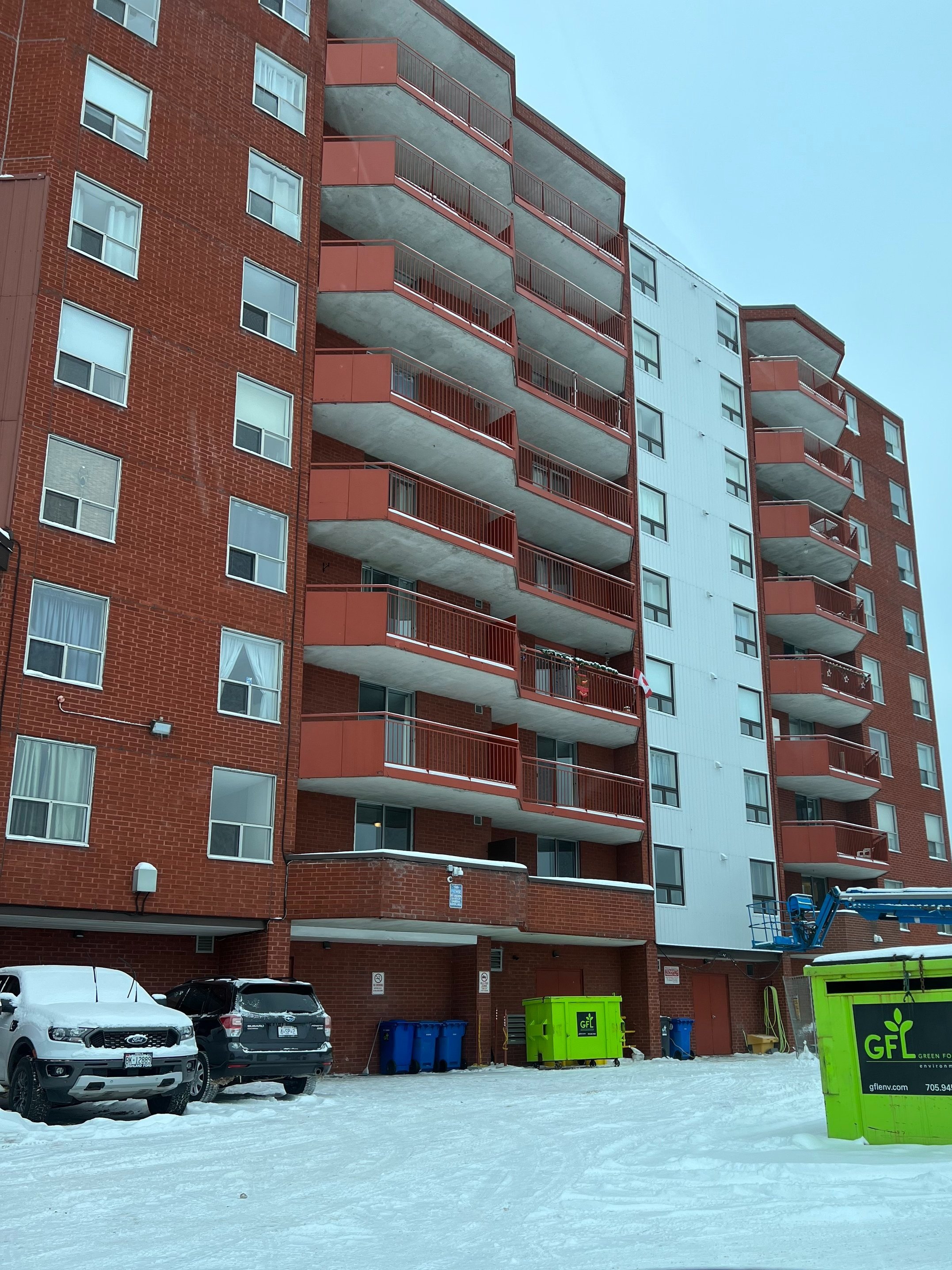 700 Bay St. - Sault Ste. Marie Apartments
