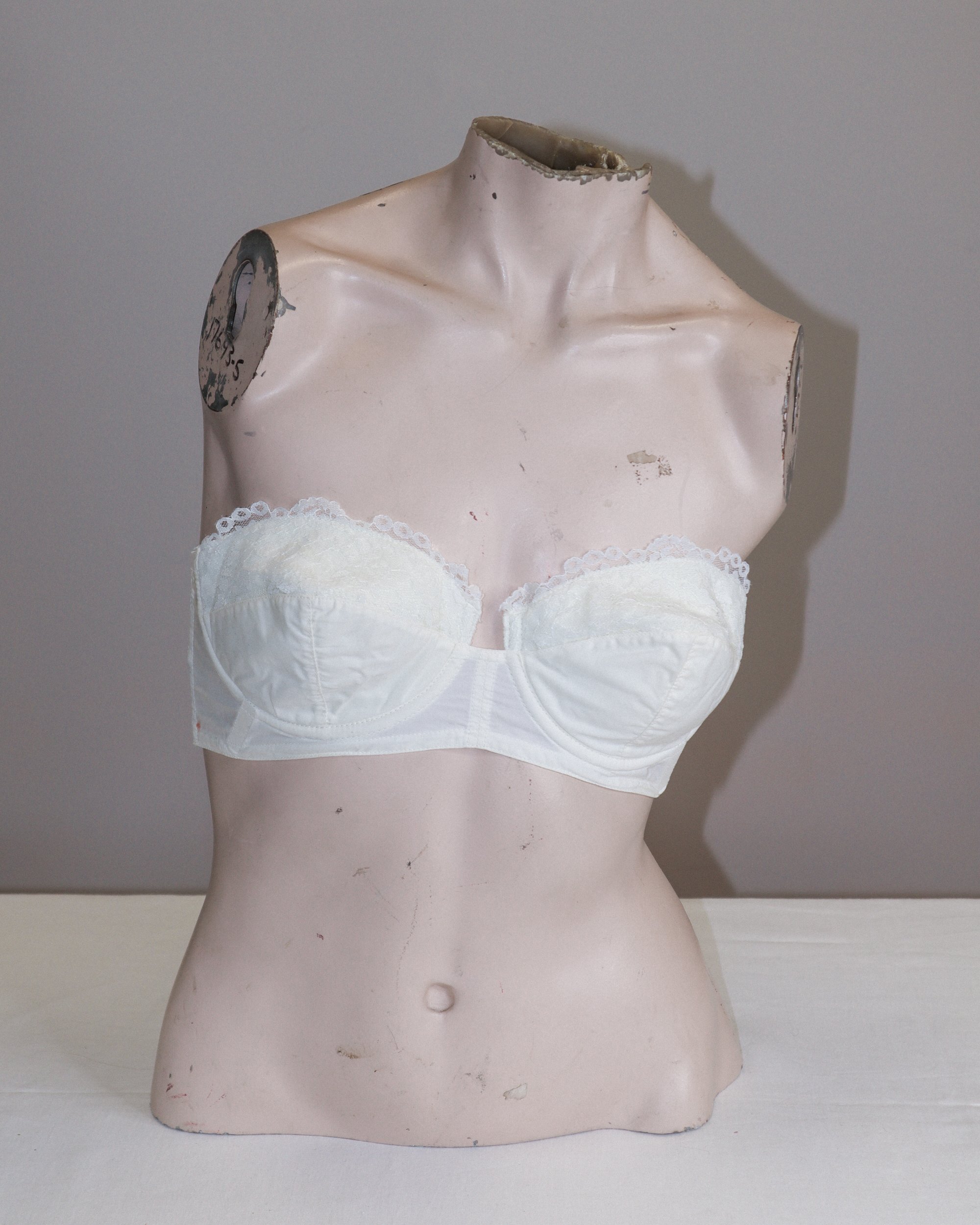 1950s strapless underwire cotton bullet bra size 34B — Standing Ovation