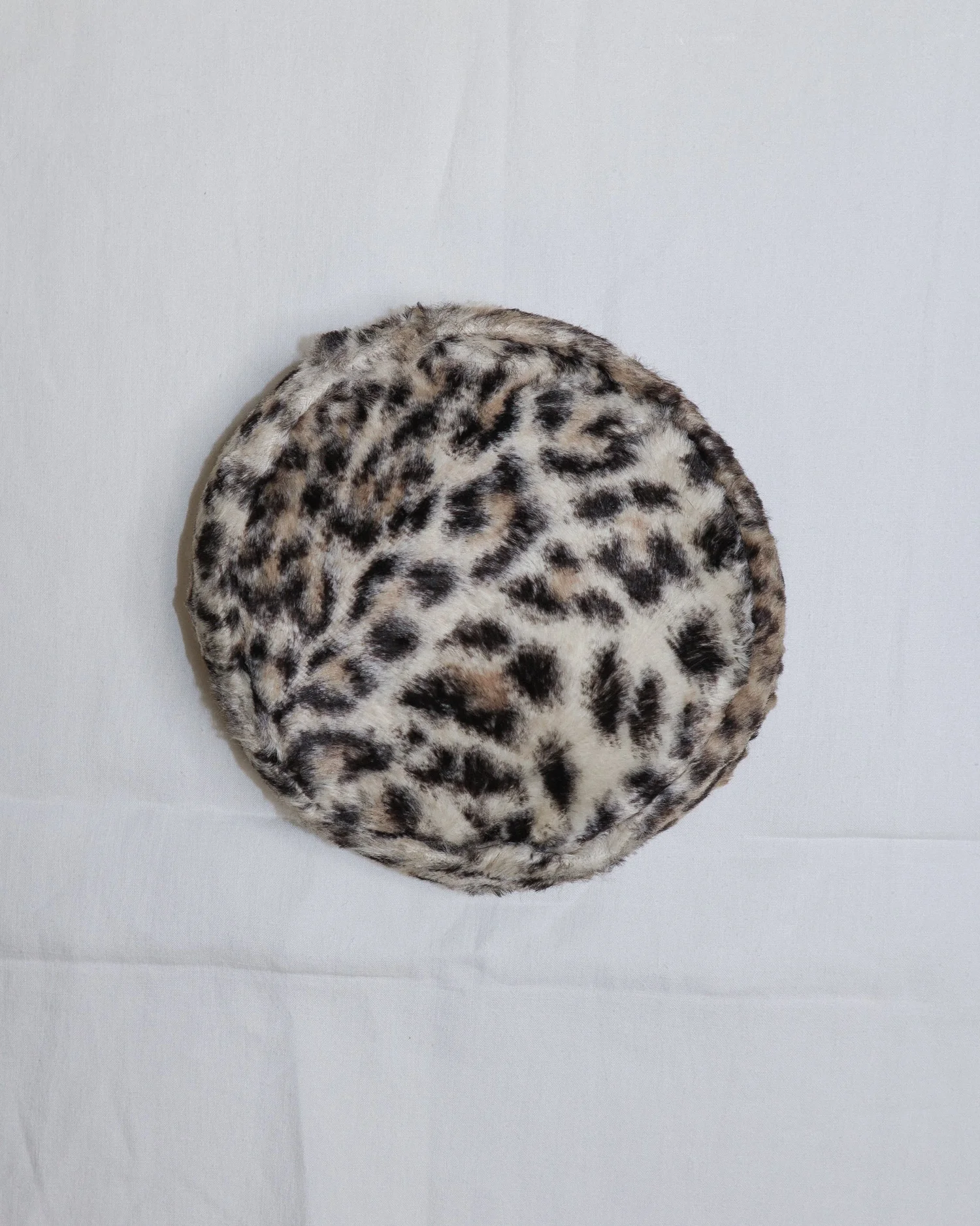 1960s leopard skin pillbox hat — Standing Ovation display picture 1