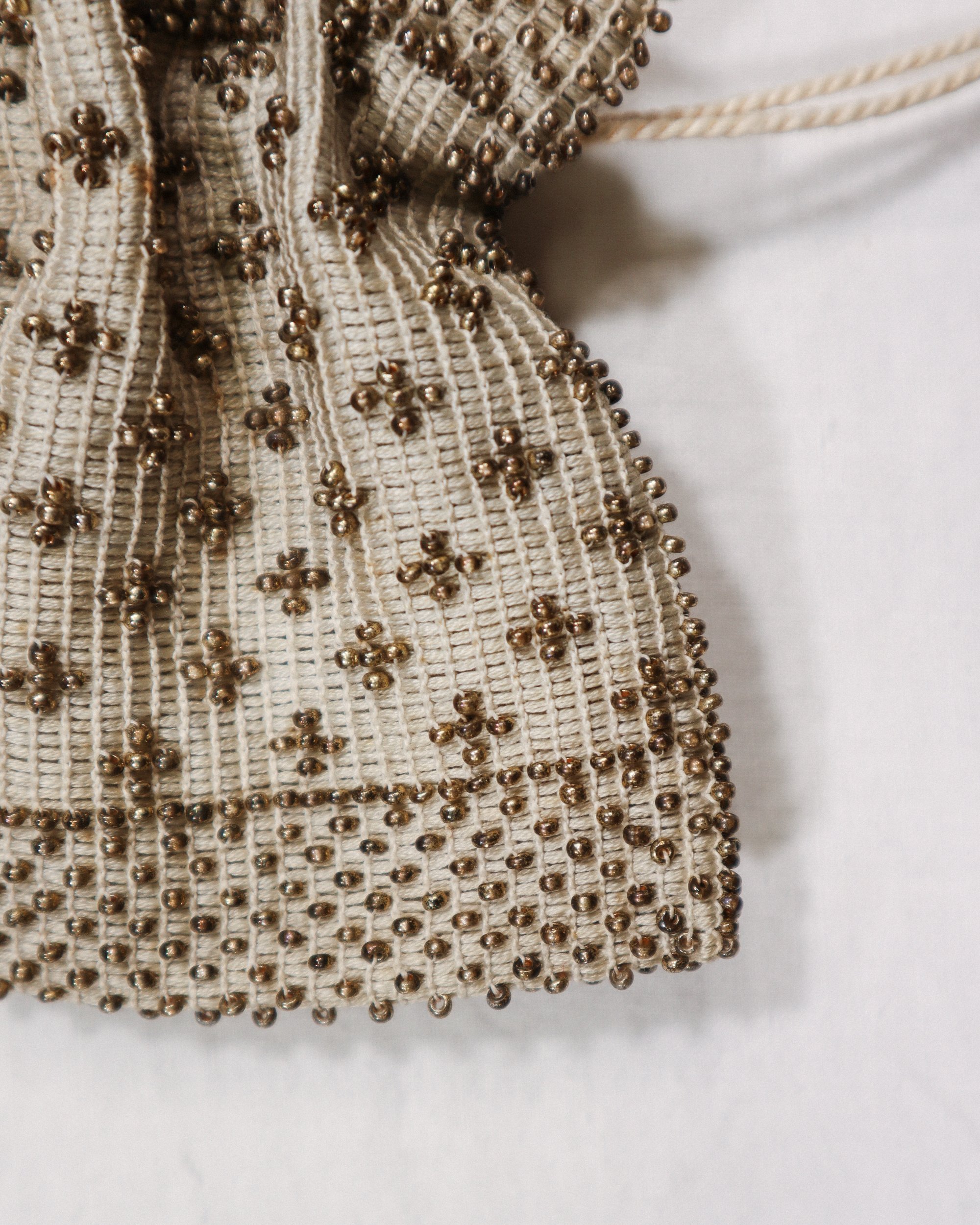 1930s-victorian-beaded-change-purse-3.jpg