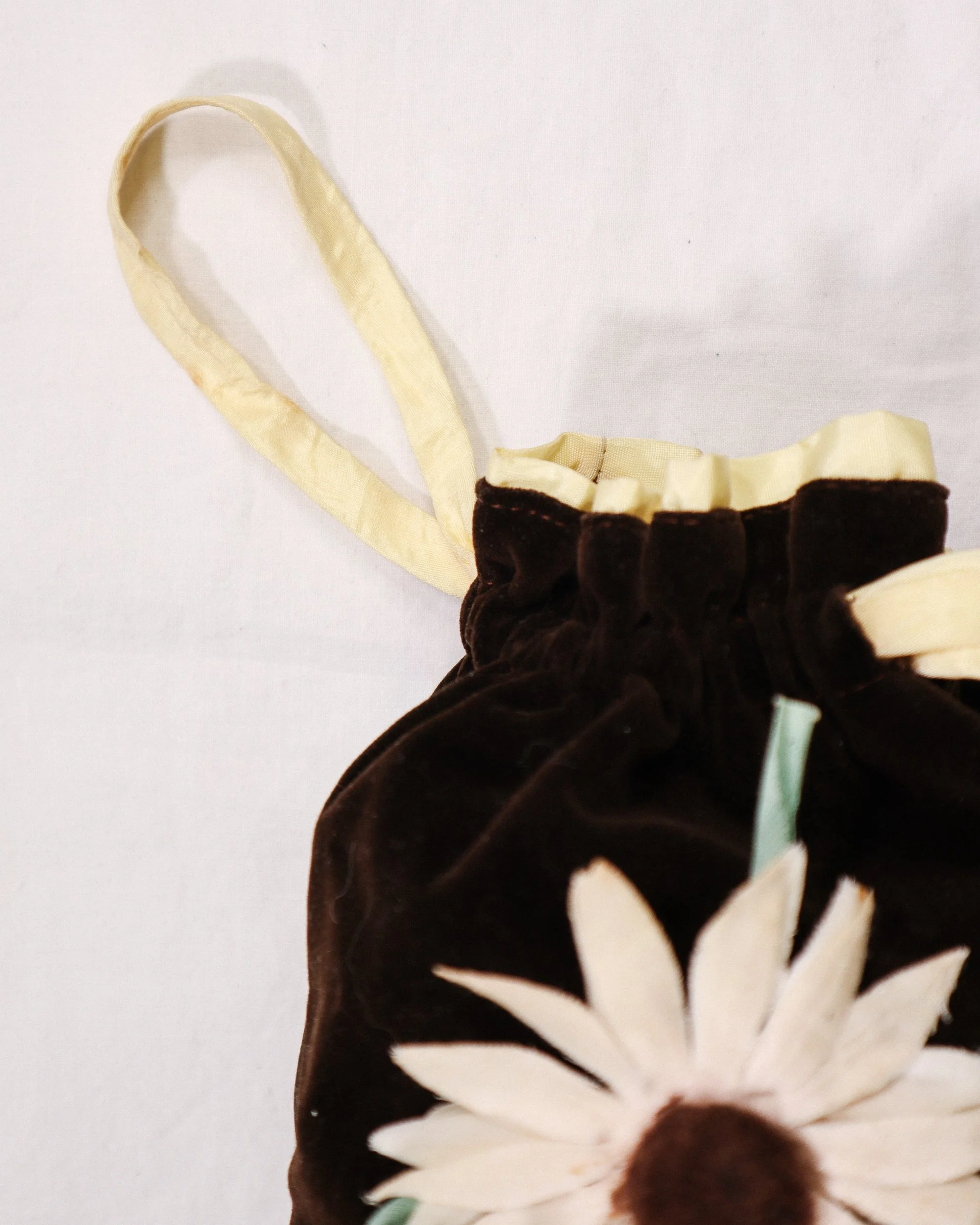 1960s-brown-flower-drawstring-pouch-2.jpg
