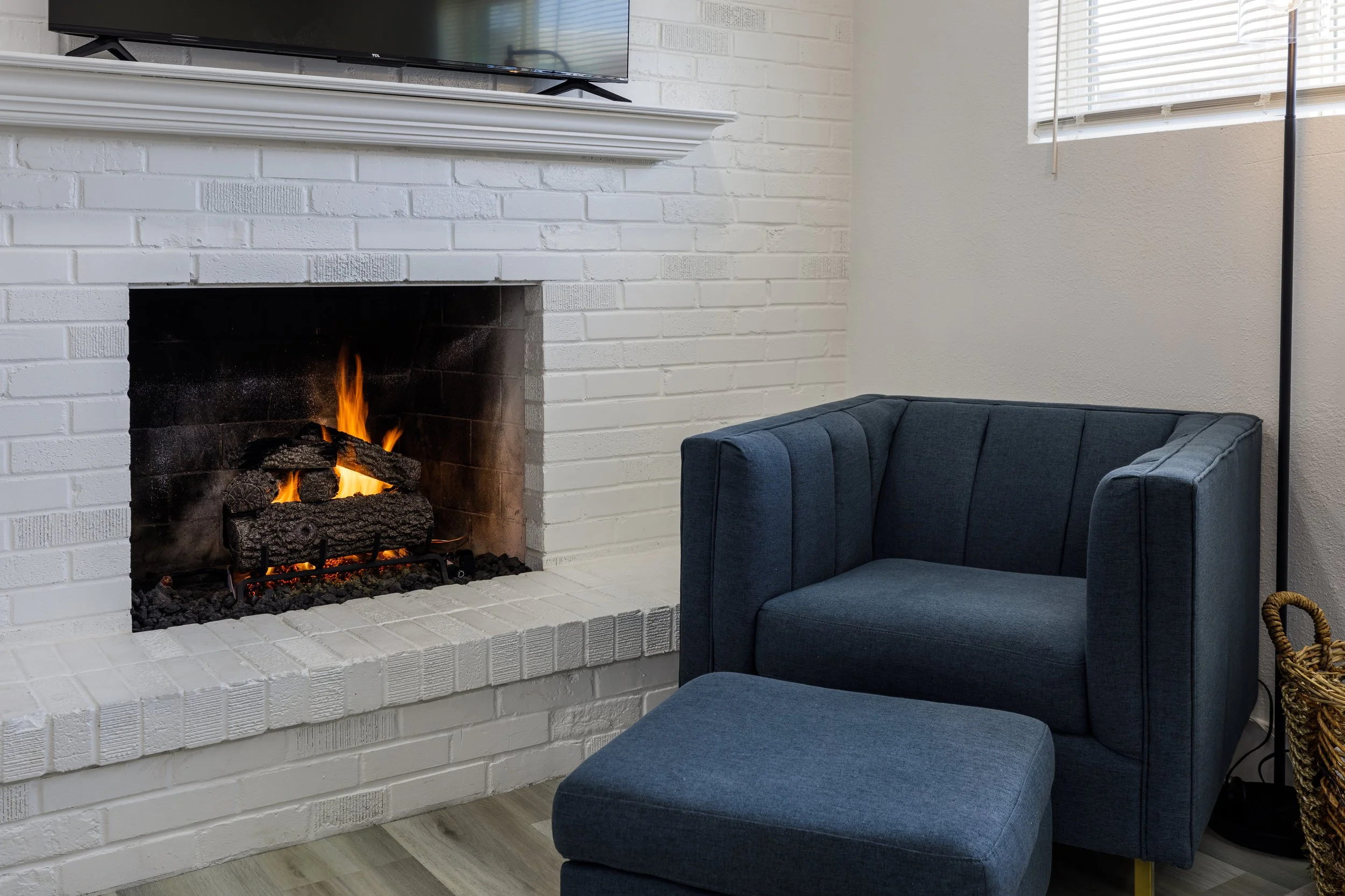 390 W OREM PHOTOS-40.jpg