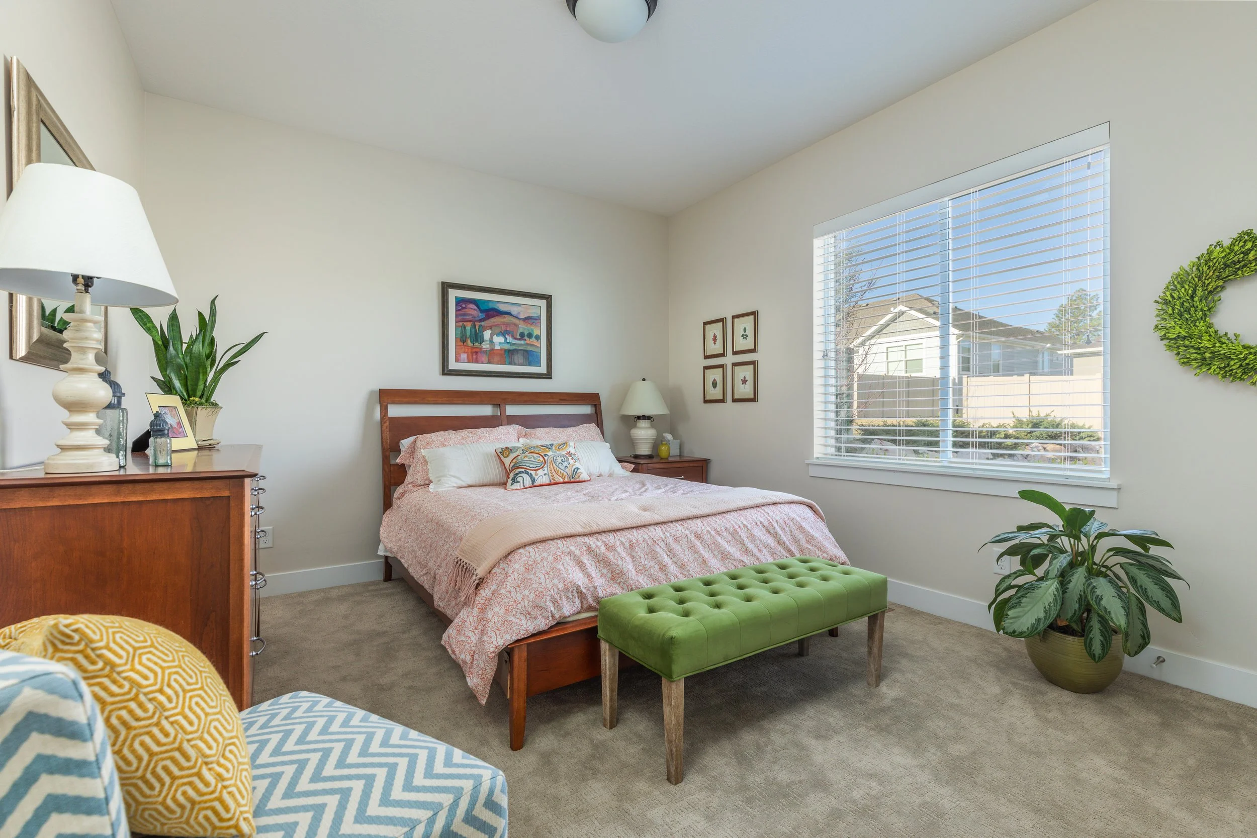 SEAN LISTING INTERIOR-1.jpg