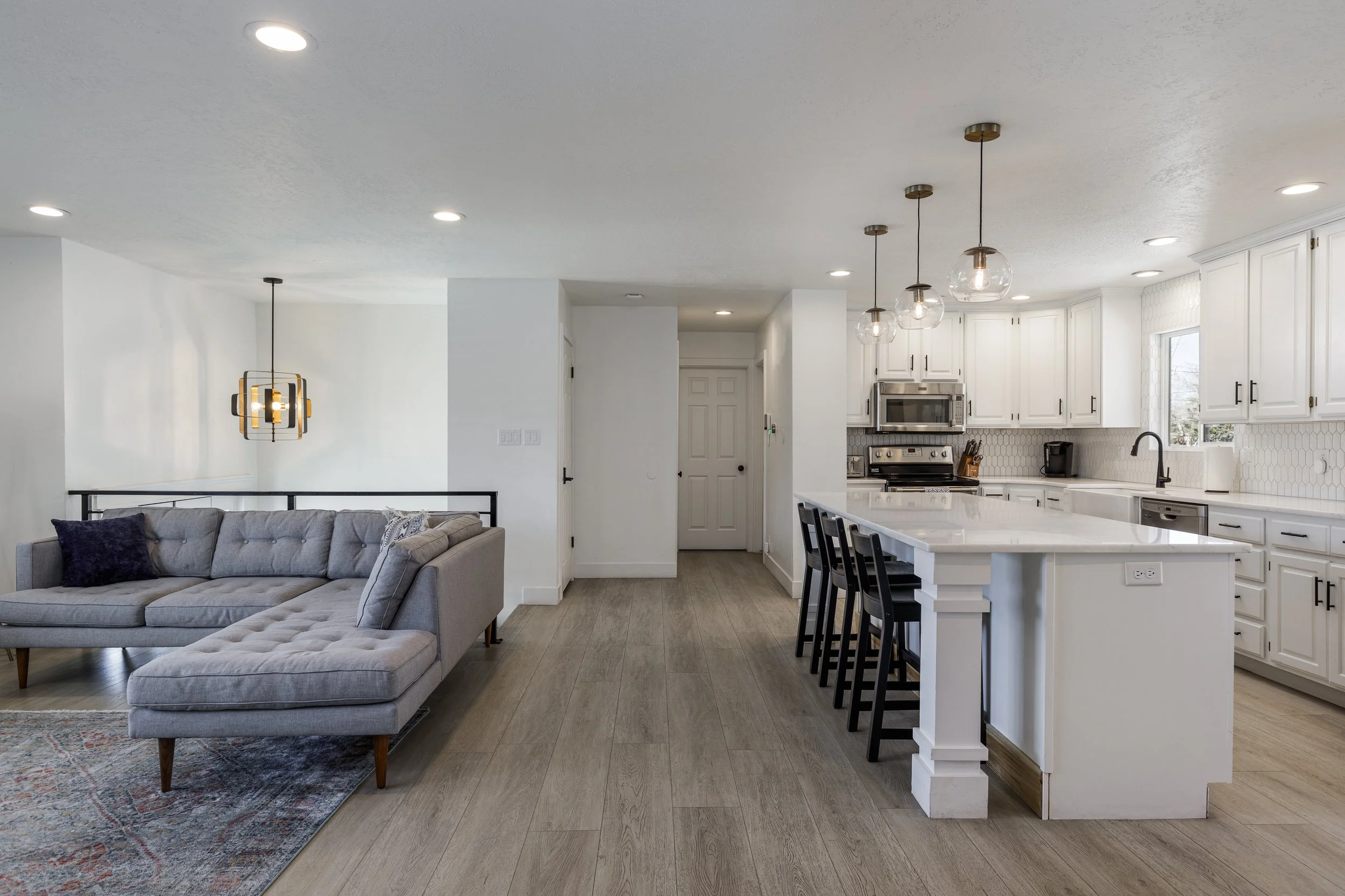 390 W OREM PHOTOS-21.jpg