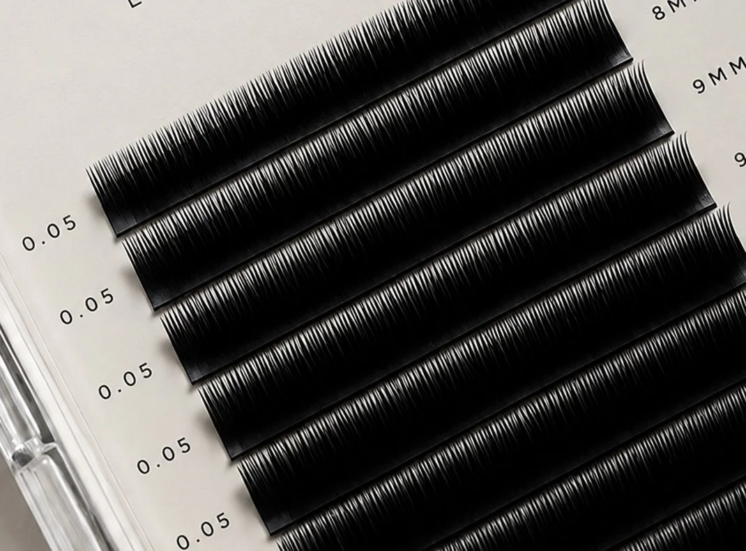 0.03, 0.05 or 0.07? A Guide to Volume Lash Diameters