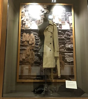trench_coat.jpg