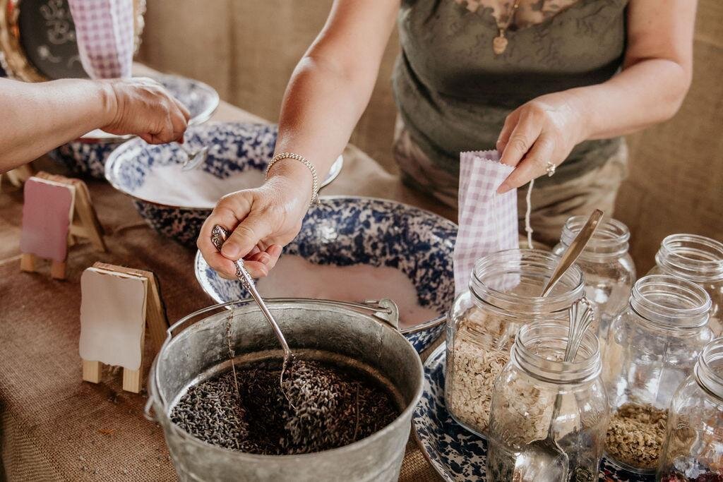 🌿💜❄️ EVENT // Still not sure what to get that one special person for the holidays? @capay_valley_lavender has a Scent-sational Home Workshop this Saturday &amp; Sunday where you'll make 3 scent sachets, a personal potpourri blend and 3 clay ornamen