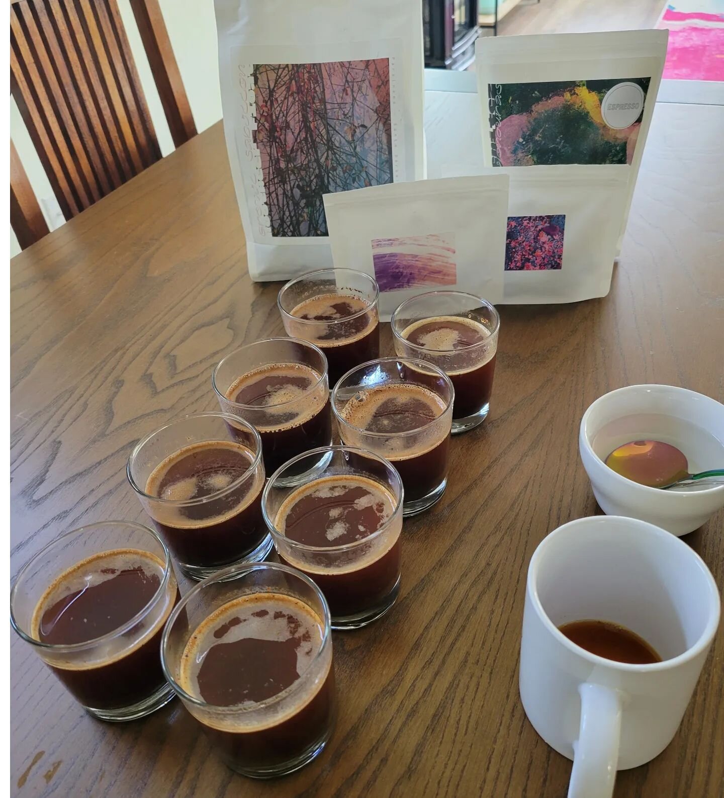 Earlier this week we were cupping coffee from @enjoylunacoffee - and we're excited to feature them at our next pop up!

Nerd time: You might think we cupped 8 coffees at once, and sometimes we do! But this time it was 4, we like to double up each cof