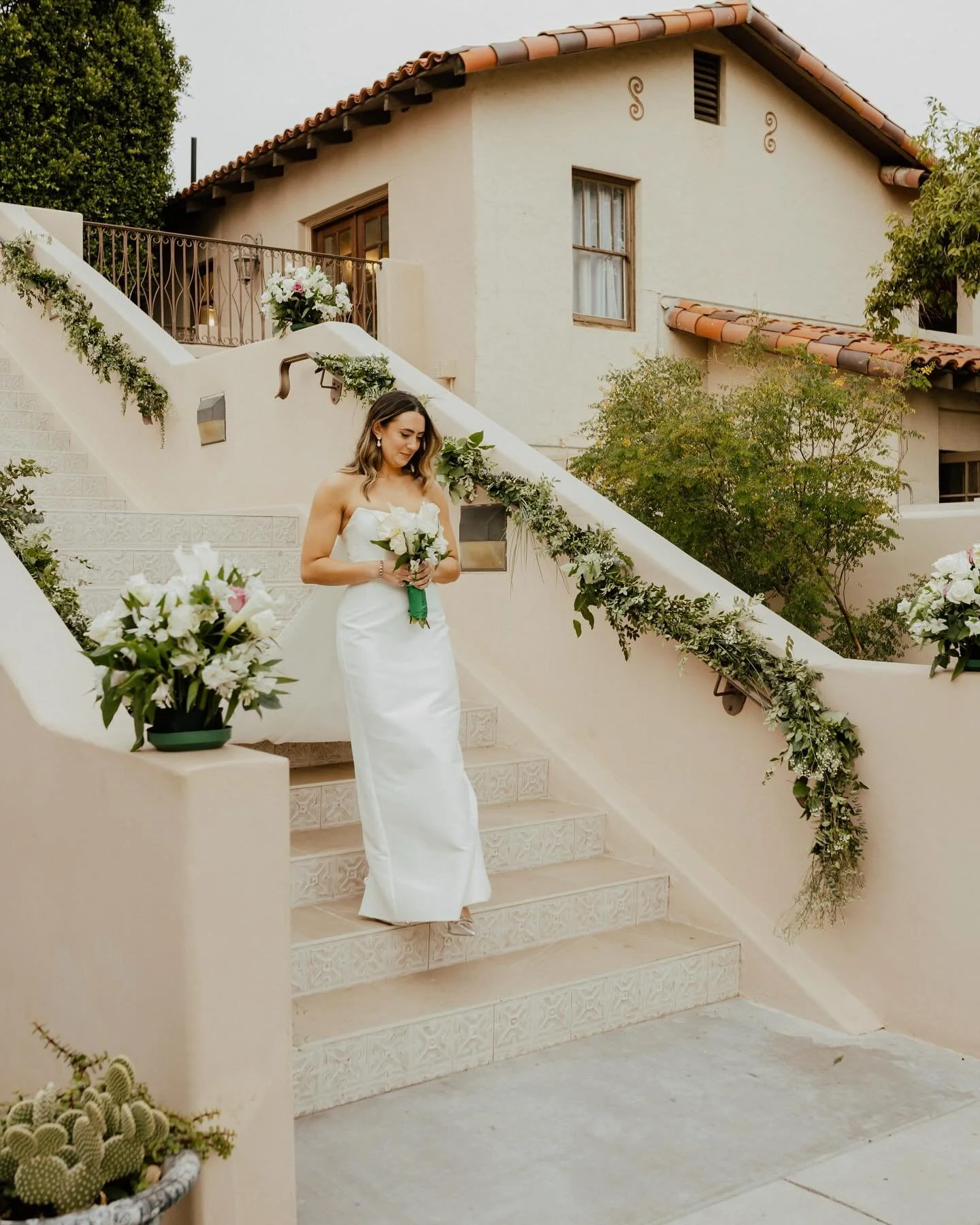 Happy December! As of today, my prices will be increasing. My wedding prices will be starting at $1,500 for 4 hours of coverage, $2,000 for 6 hours, and $2,500 for 8 hours. All standard sessions are $450. 
.
.
I truly appreciate every single one of y