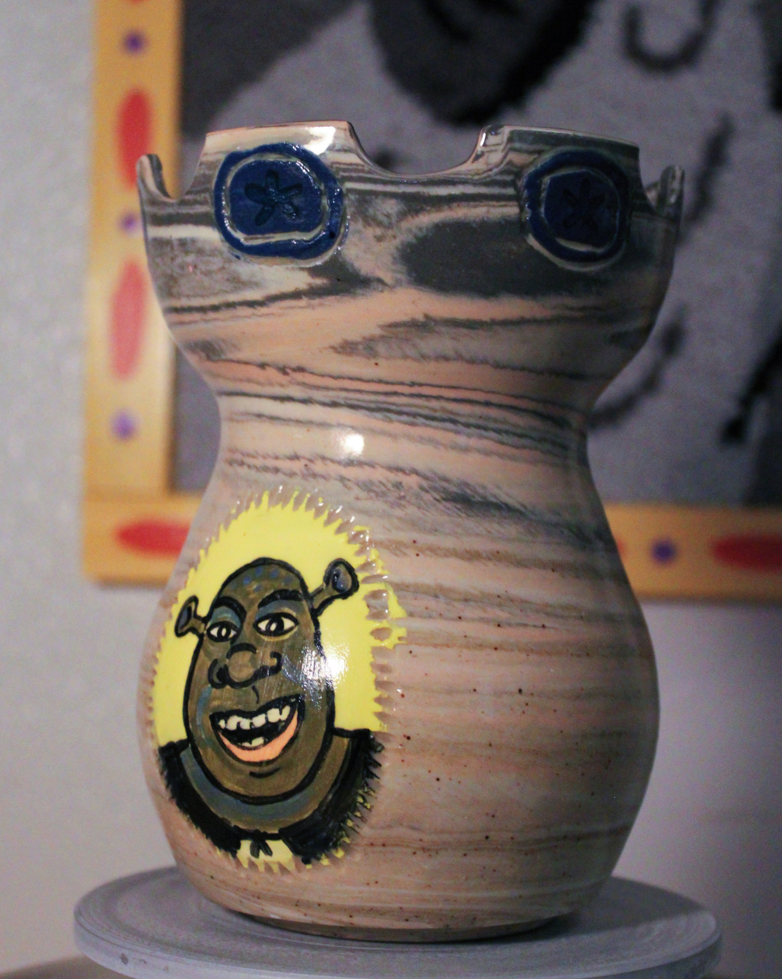 Shrek, medium vase