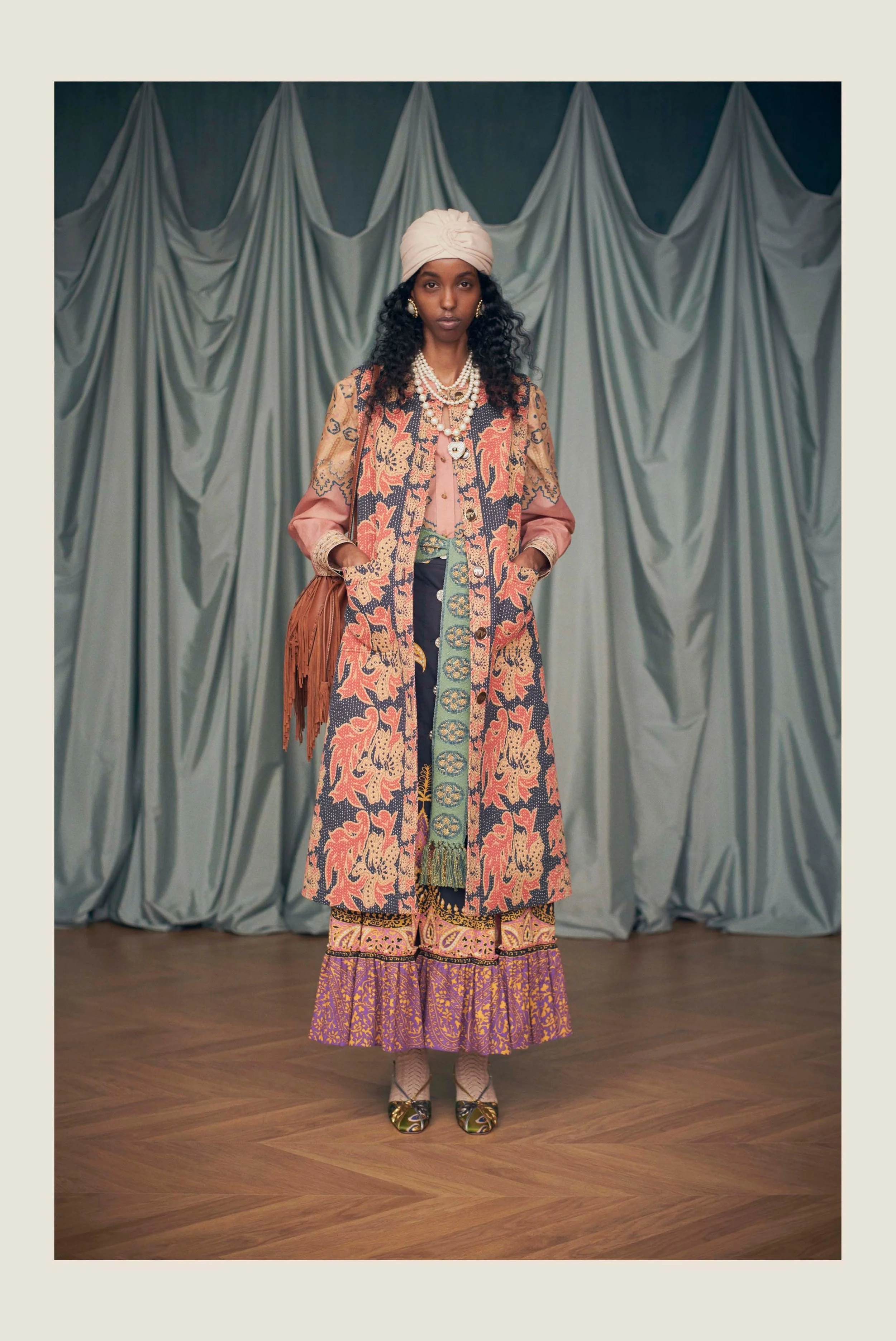 7-amina-hassan-main-book.jpg