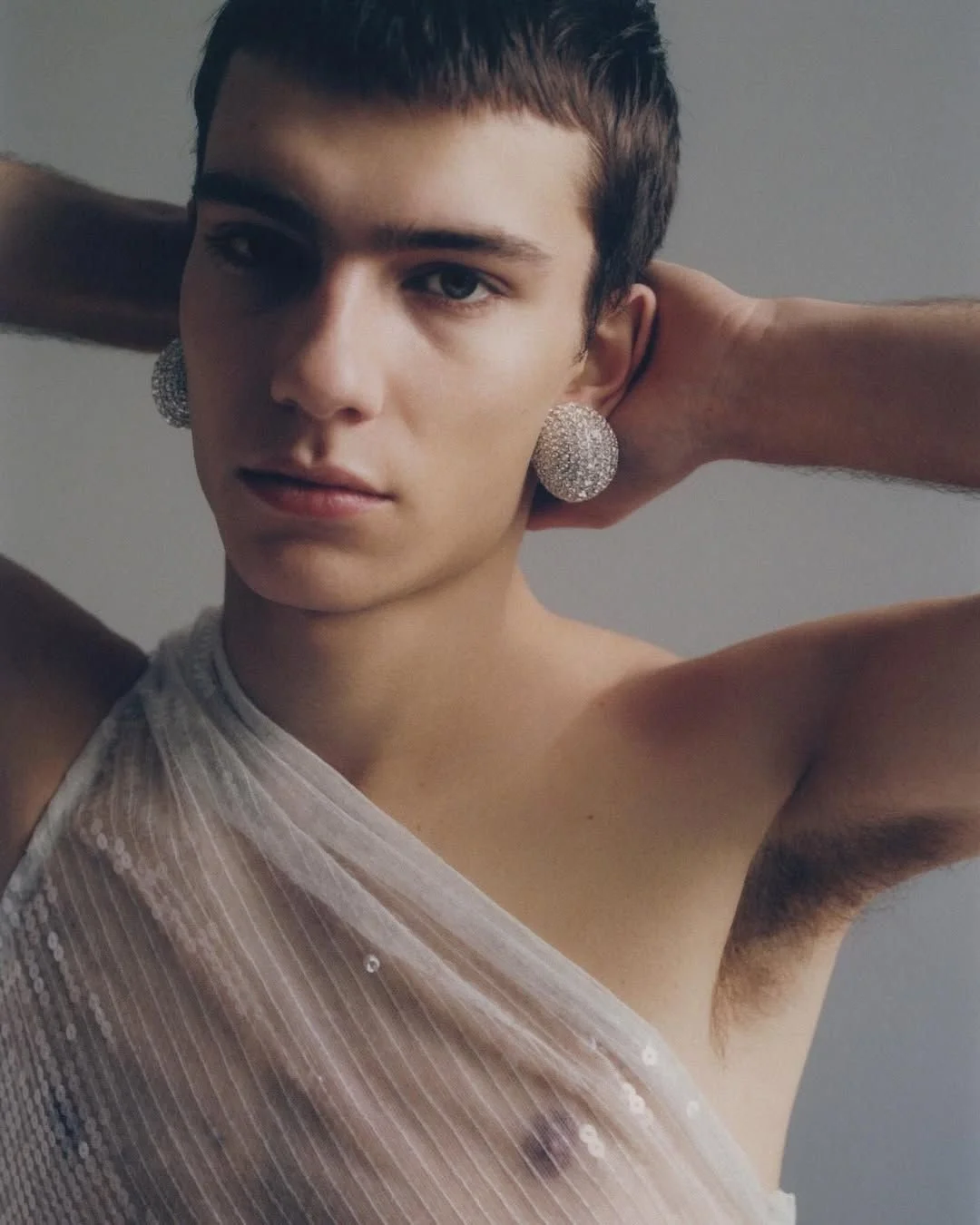 8-emilio-cilia-main-book.jpg