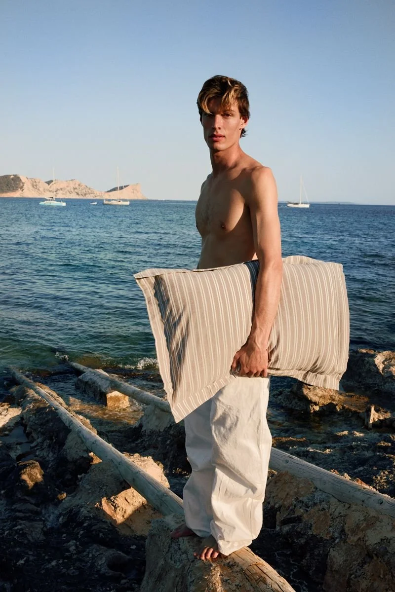 8-sebastian-ventura-main-book.jpg