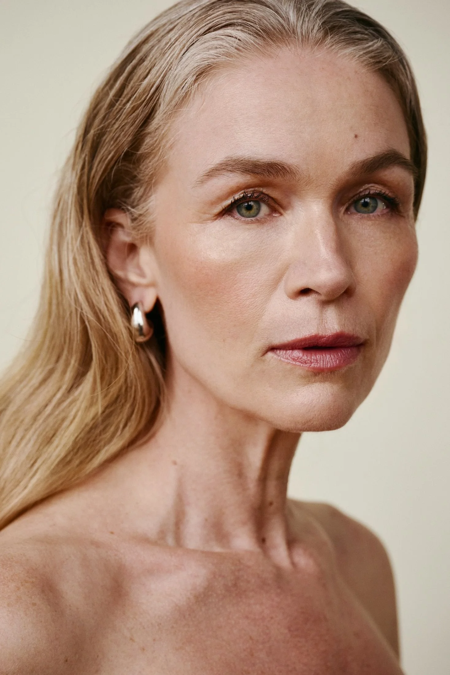 4-lindsay-owen-main-book.jpg
