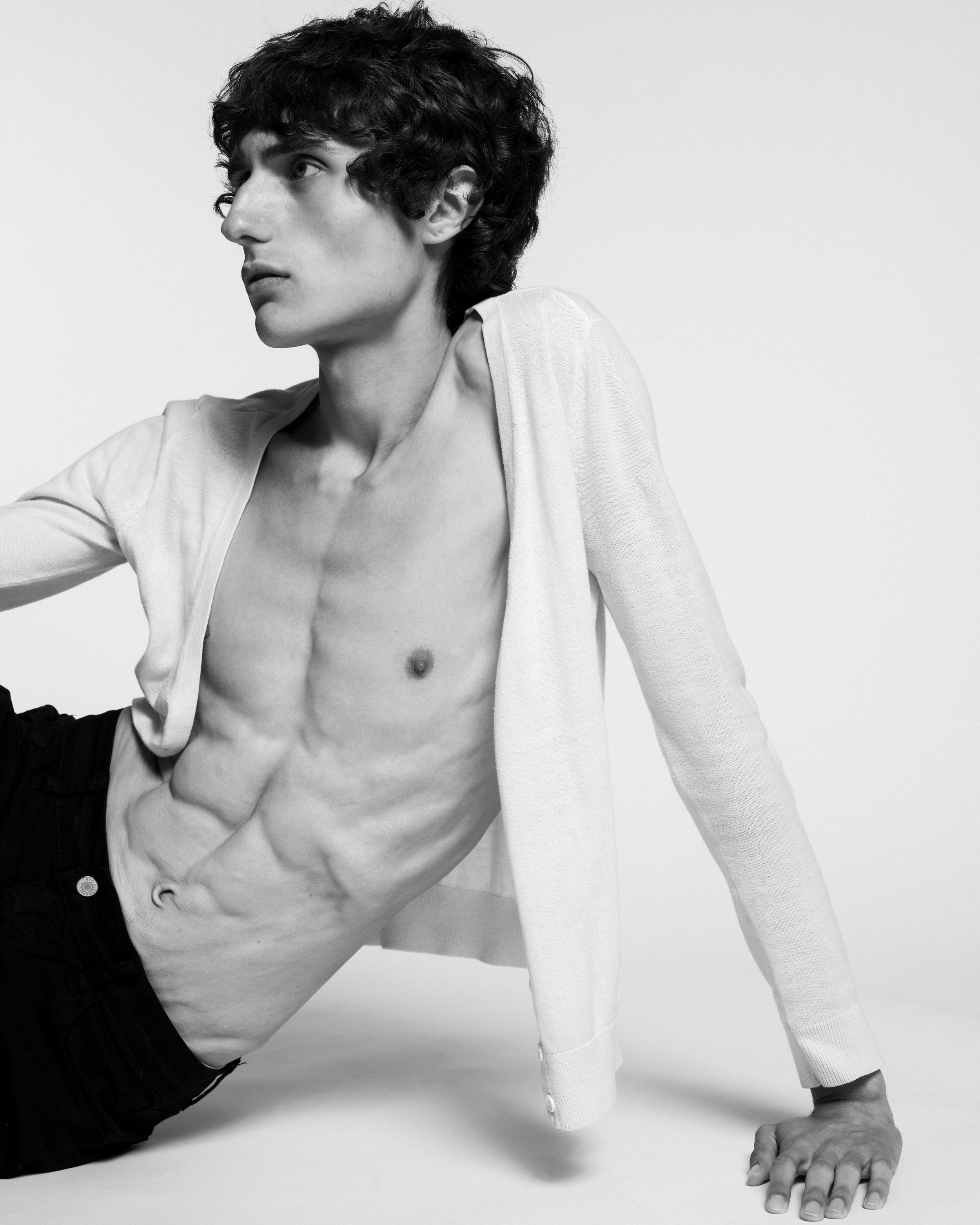 5-ashton-hernandez-main-book-amr-agency-llc.jpg