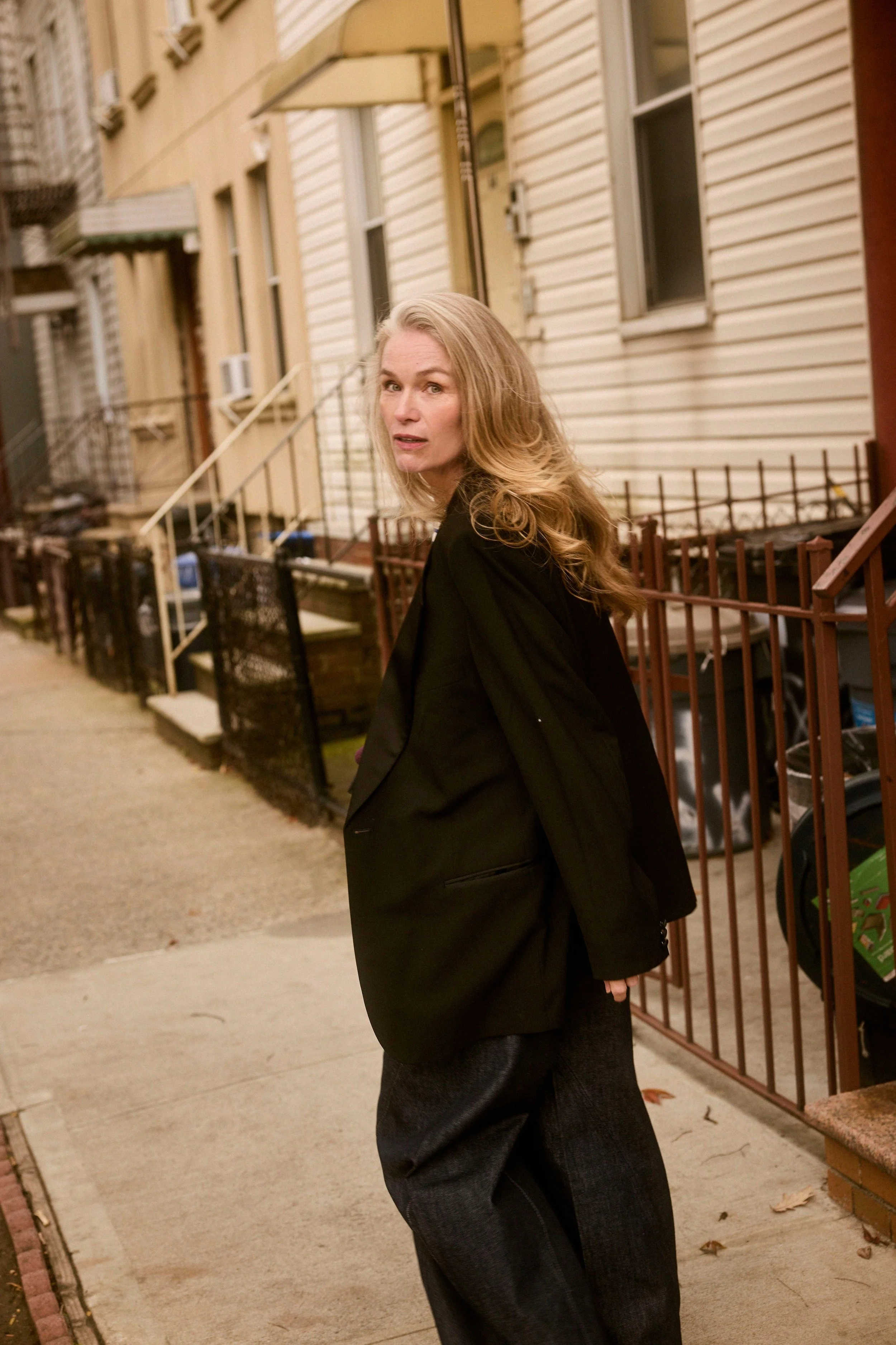 15-lindsay-owen-main-book.jpg