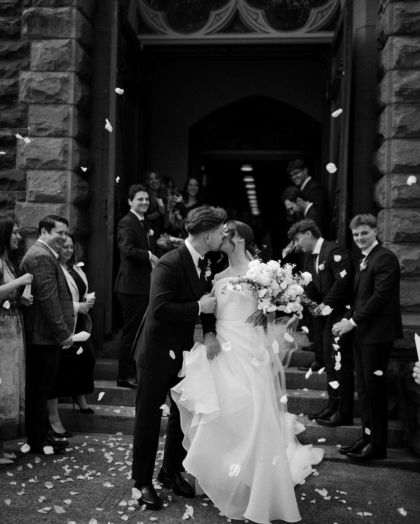 Rebecca & Raz | Portland Oregon
Truly such a phenomenal day, I enjoyed every second and there’s so much more I can share from this day 💛 honored to be the one to shoot it
@thecoordinator.alina
@beastmodebutcher
@lizimages
@rebeccah_bo
