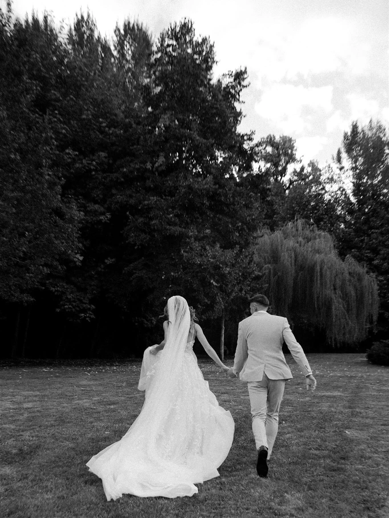 Inga &amp; Nik | Seattle Washington 

#seattlewedding #portlandbride #oregonwedding #pacificnorthwestlove #seattlephotographer #pnwwedding #couplesinlove #weddingvibes #seattlevideography #pacificnwwedding #portlandphotography #oregonbride #weddingst