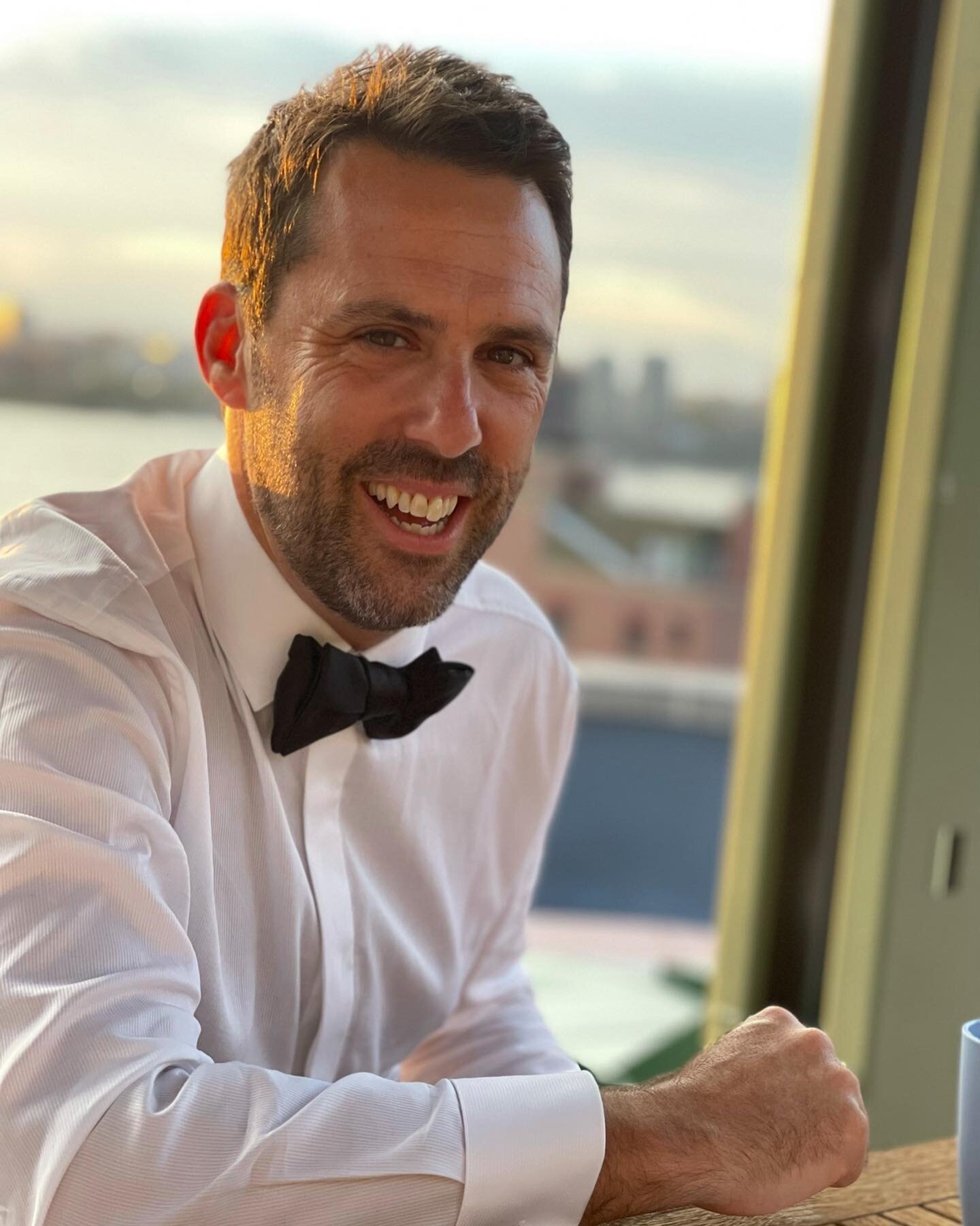 Happy birthday to the man that lights up our world, is always there for us, makes us laugh, loves us unconditionally and is just truly the best man, husband, friend, dadda we could ask for. We are so lucky to have you @tim_sim and we love you soooo m