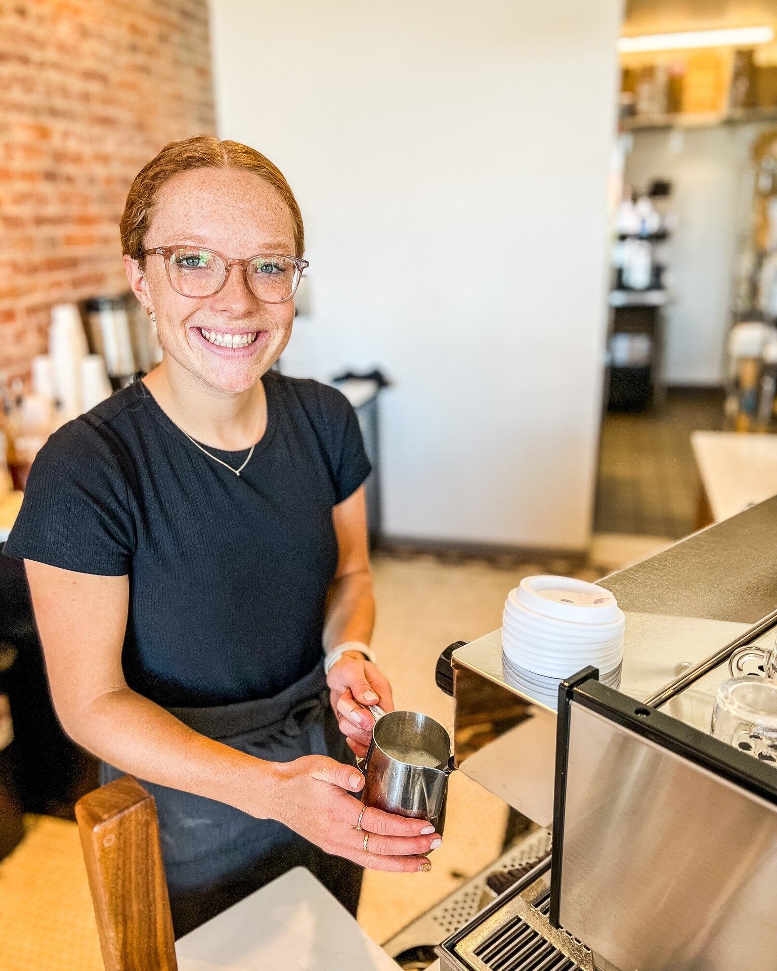 IT'S ELLEN'S BIRTHDAY TODAY! To celebrate, we're offering $1 off her favorite drink all day today! Ellen's favorite drink is our Miel Latte. Grab one today and get a dollar off - and make sure to wish this girl a Happy Birthday!
#waypointcoffeeco