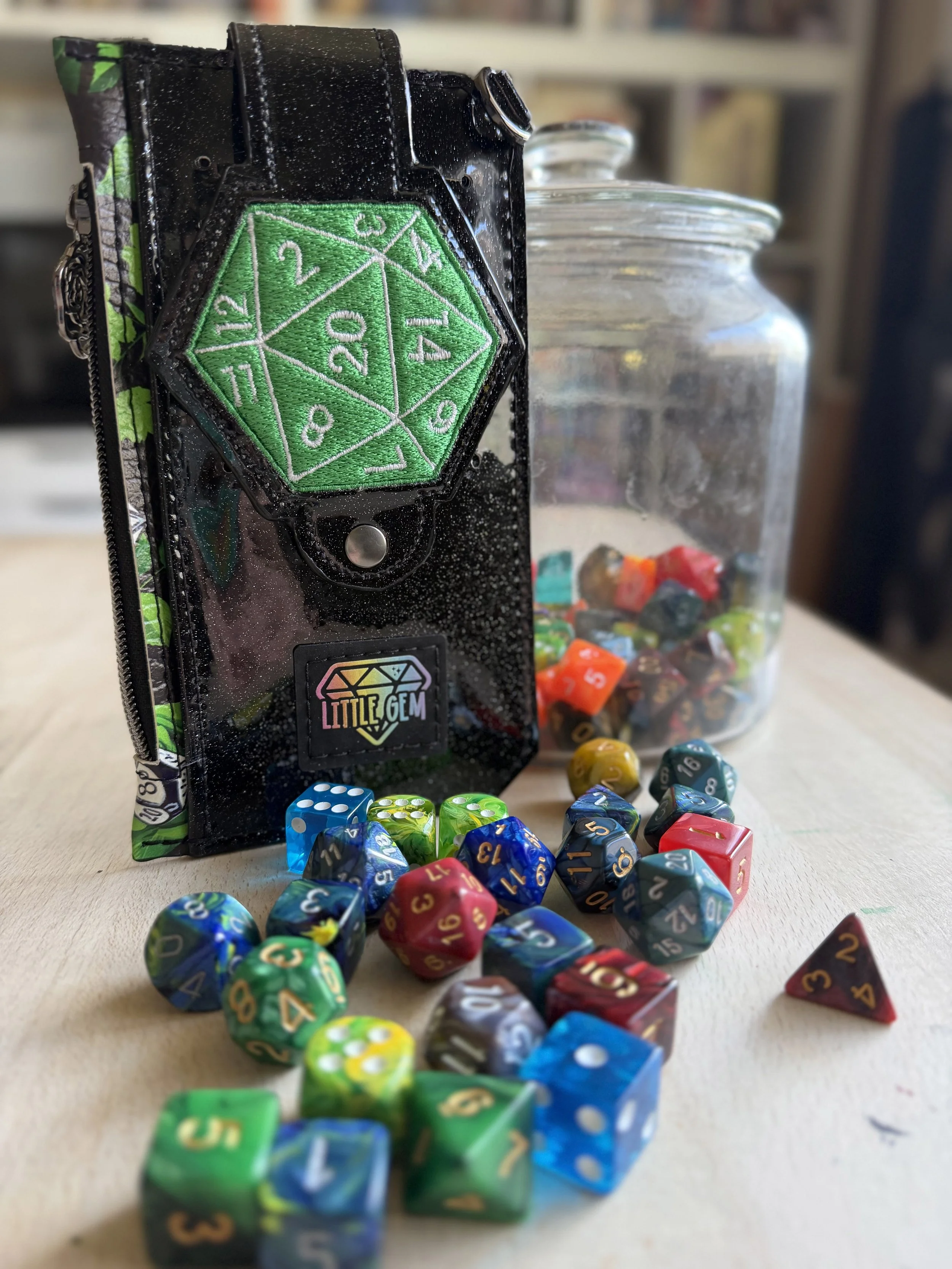 d20wallet.jpg