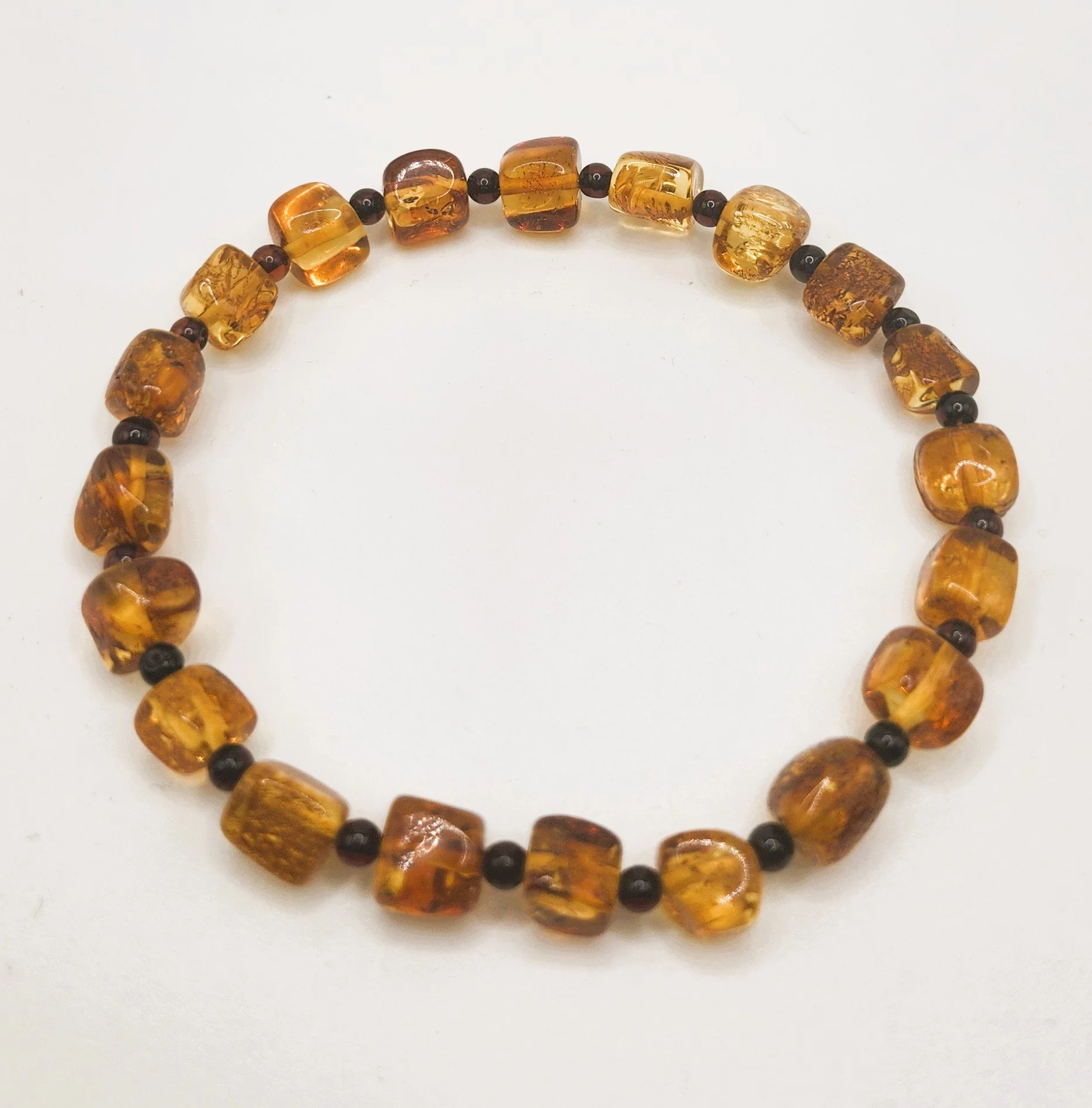 amber stretch bracelet.jpg