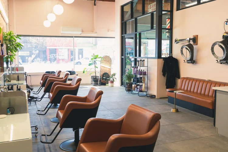 10|10 Salon, hair salon in Sunset Boulevard, Echo Park