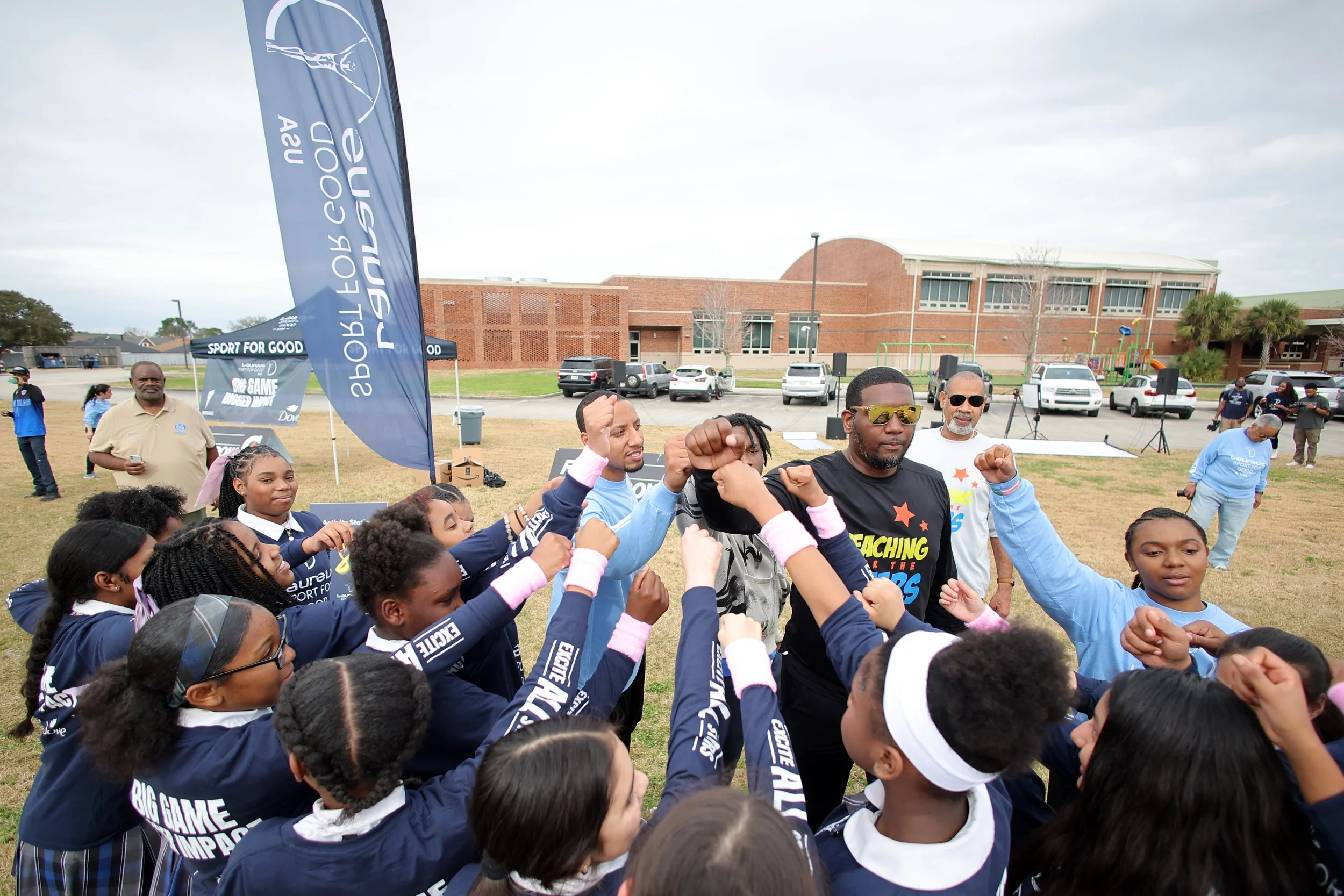 2025-02-04 - biggame JEB17141 XkGdzMct.jpeg