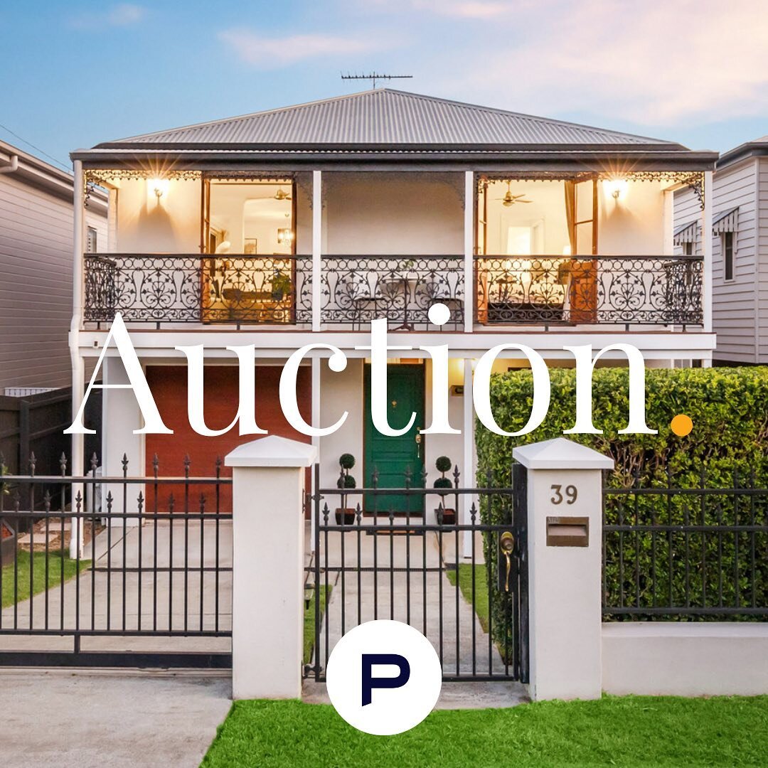 @placebulimba Saturday Auctions 🏡🔨

⏰9:00am 39 Brisbane Avenue, Camp Hill @shanehicks_at_place @antonio_at_place 

⏰11:00am 59 Elliot Street, Hawthorne @paulapearce_place @mikaelacrone_place 

⏰11:00am 58 Brisbane Avenue, Camp Hill @joannagiannioti