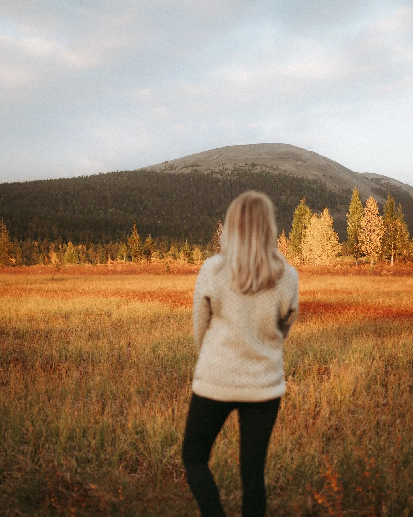 SYYSVINKKEJ&Auml; YLL&Auml;KSELLE 🍂

Multa pyydettiin helppoja, lyhyit&auml; reittej&auml; ja ulkotekemist&auml; (lasten kanssa) Yll&auml;kselle, joten t&auml;ss&auml; t&auml;&auml;lt&auml;p&auml; tulisi suosikkeja, jonne suuntaan vuodesta toiseen. 