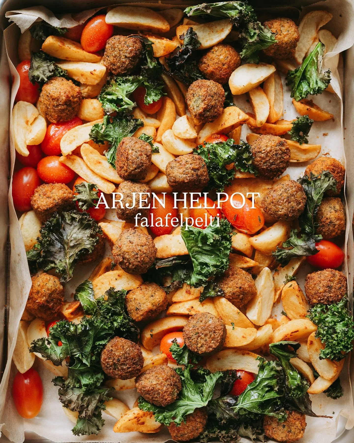 Arjen helppo - falafelpelti 🍅🥬 kaupallinen yhteisty&ouml; @baba.fi

Sattuneesta syyst&auml; t&auml;ss&auml; perheess&auml; on trendannut viime aikoina ruuat jotka saa kasaan yhdell&auml; k&auml;dell&auml; ja mieluiten niin nopeasti kuin mahdollista