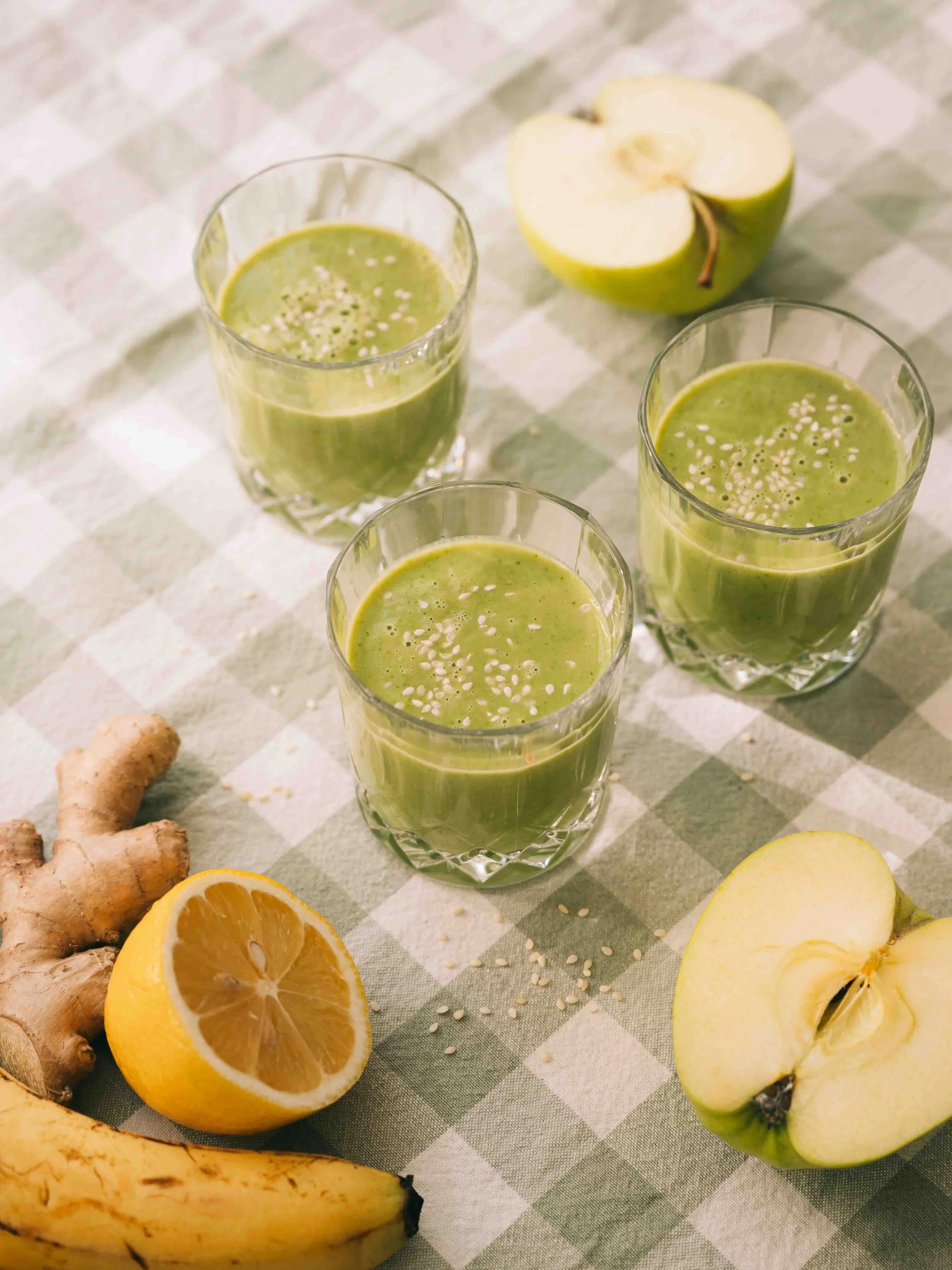 kale away tahini-vihersmoothie