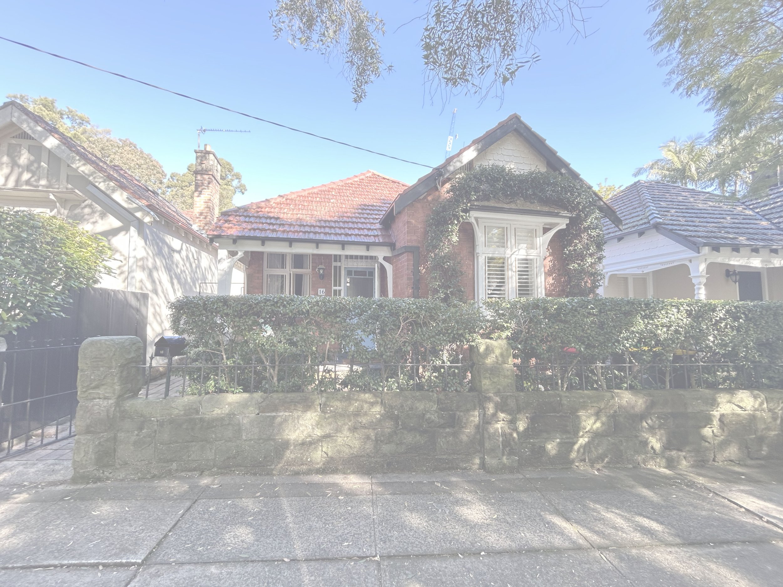 Edgecliff Residence