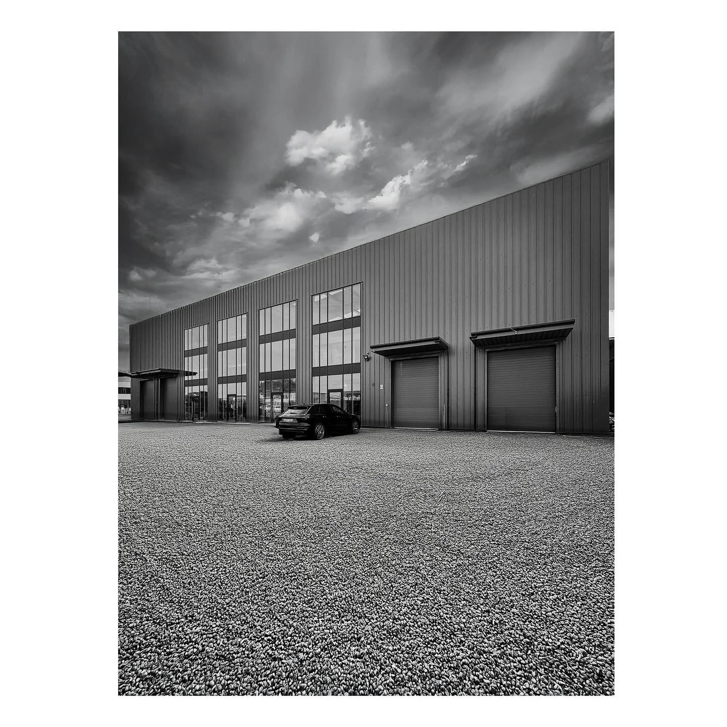 The buildings, designed by Stephen Alderdice Studio delivers two adjoining warehouses.  Each new unit has three storeys of accommodation (comprising 54,000sqft) in place of a single warehouse (formally comprising 24,830sqft). 

The development has re