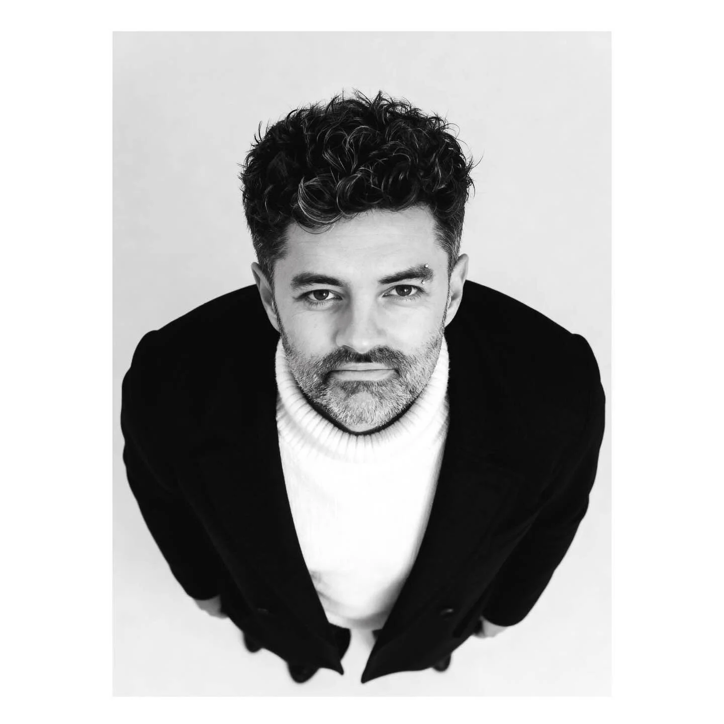 Portrait

2025

#portrait #headshot