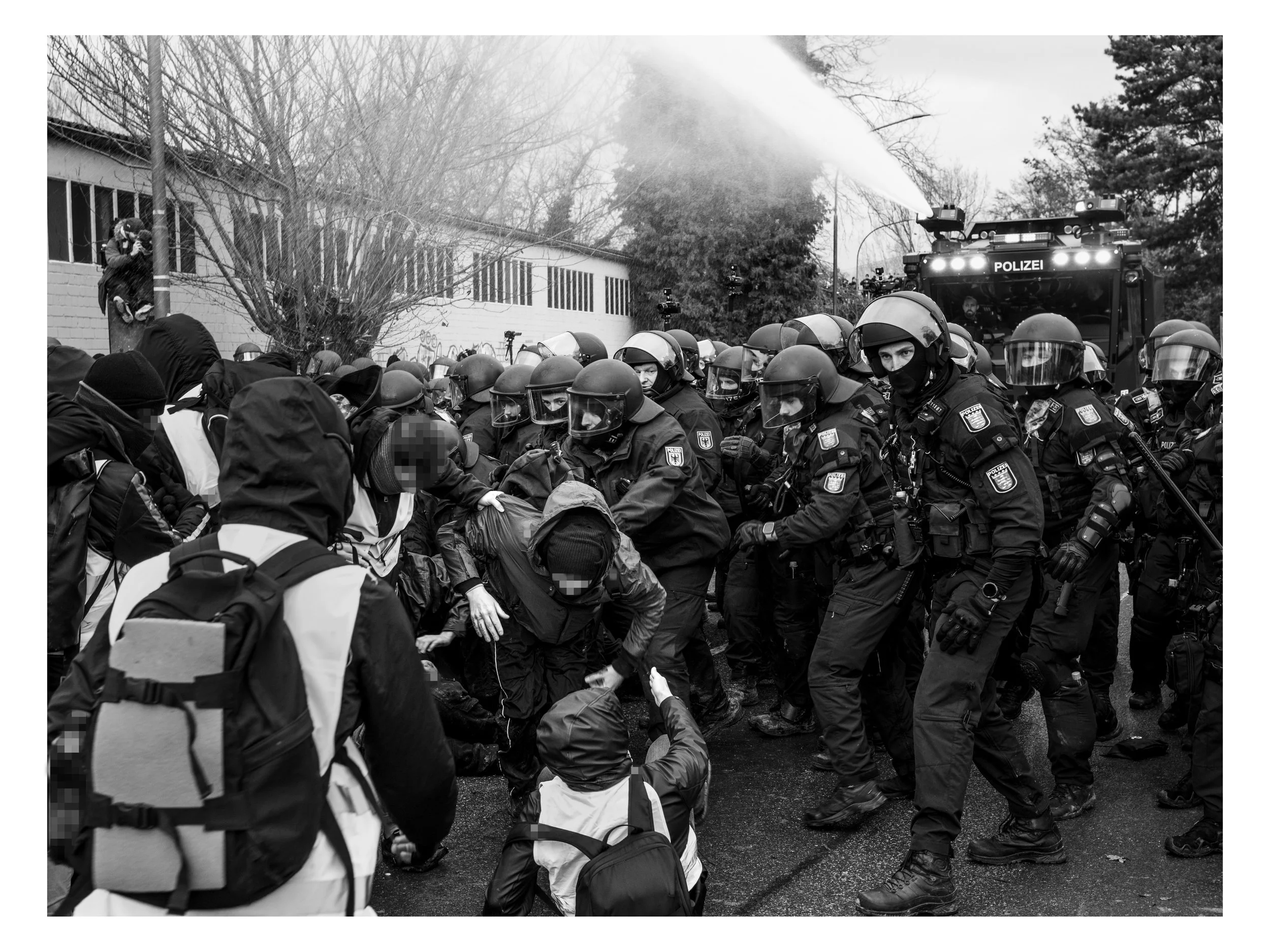 _DSC7450-Edit-6 zensiert.jpg