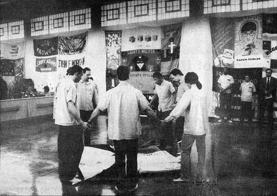 1992: Prison PCS Volunteers &amp; AIDS Quilt