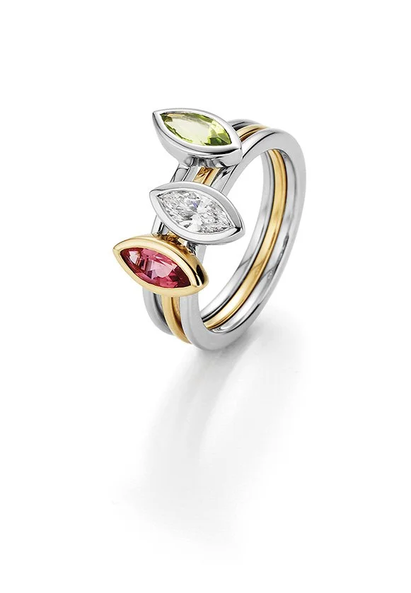 Ringe aus recyceltem Gold mit Farbedelsteinen Turmalin Aquamarin und Peridot