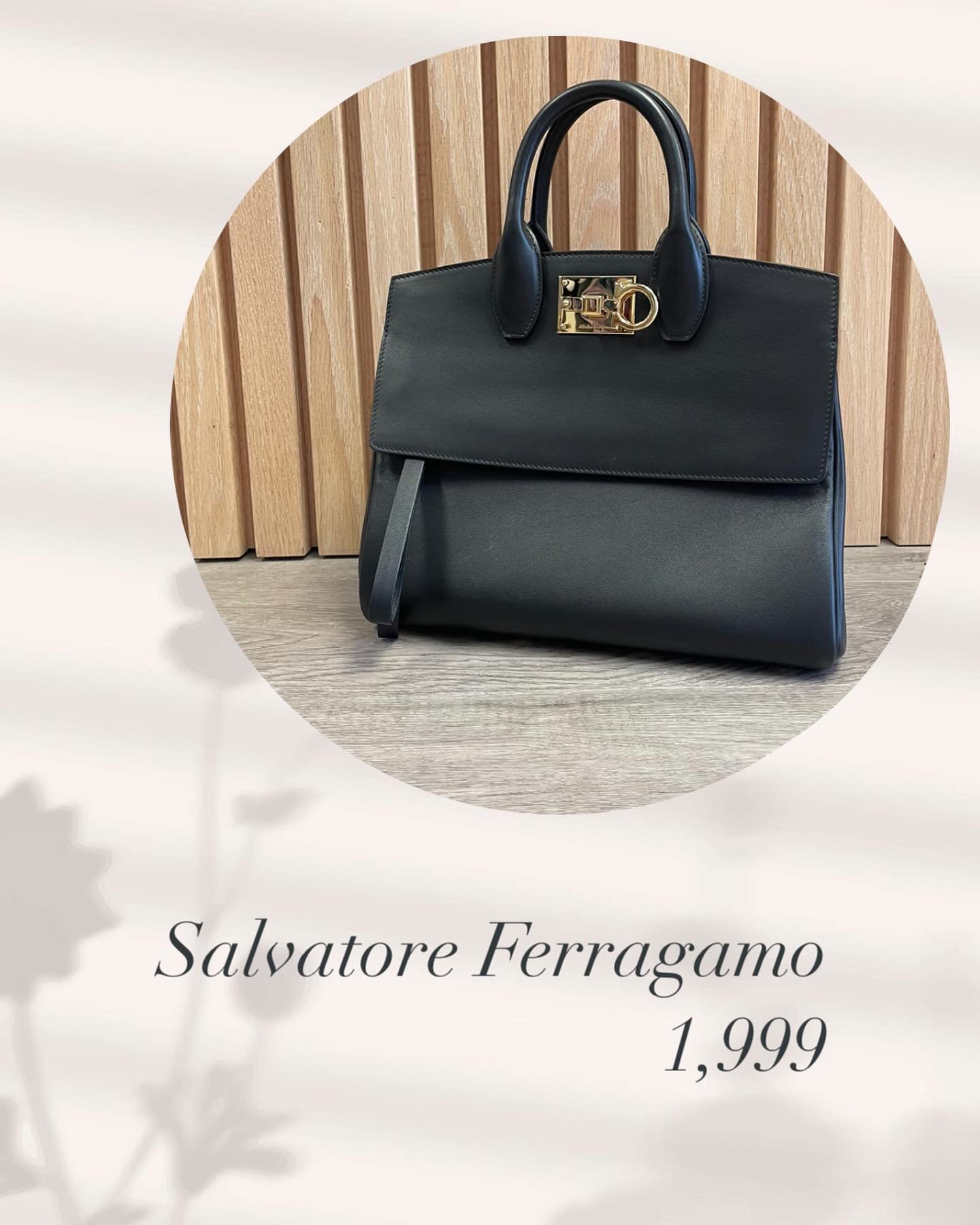 Salvatore Ferragamo Studio Bag 🖤 

Our price 1,999

#salvatoreferragamo #shopconsignment #studiobag #shopconsciously #wildroseconsignment