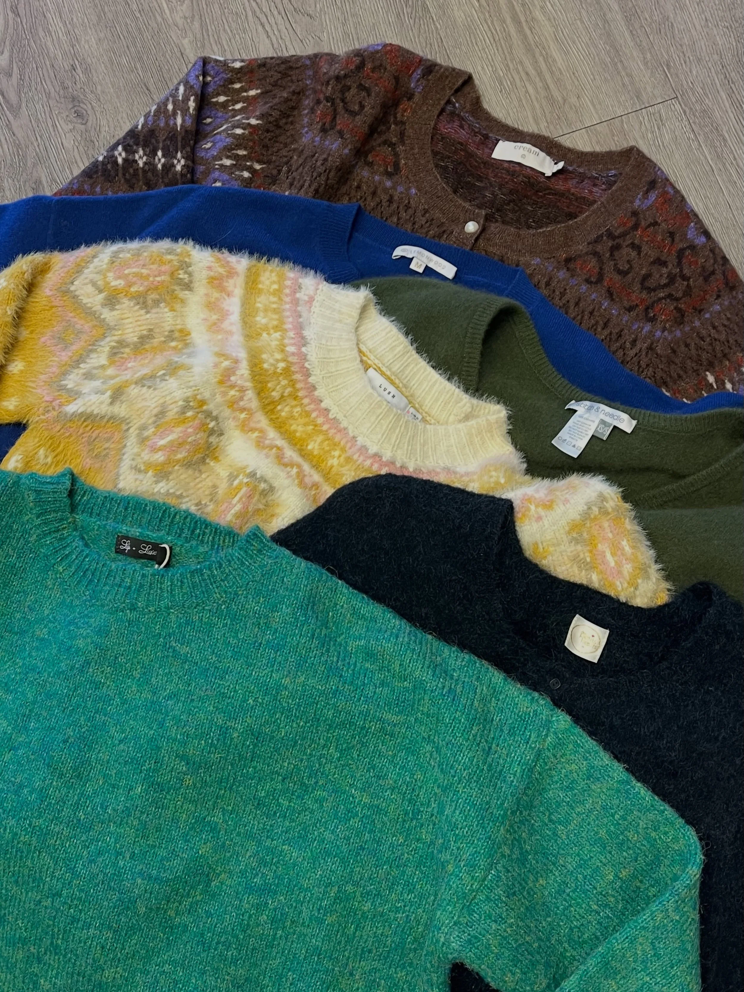 New arrivals hitting the floor today!! ☀️🍂

1. Cream brand Wool cardigan size sm $73
2. Lemonwood brand cashmere top size m $78
2. Stitch &amp; Needle brand cashmere top size xs $68
3. Lush brand Nordic style sweater size sm $56
4. Des PETITS Haurs 