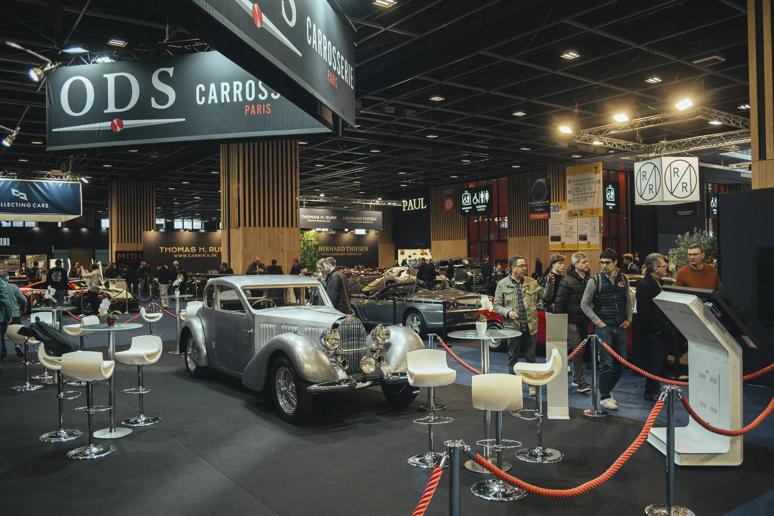 Salon-Bugatti-2-SD.jpg