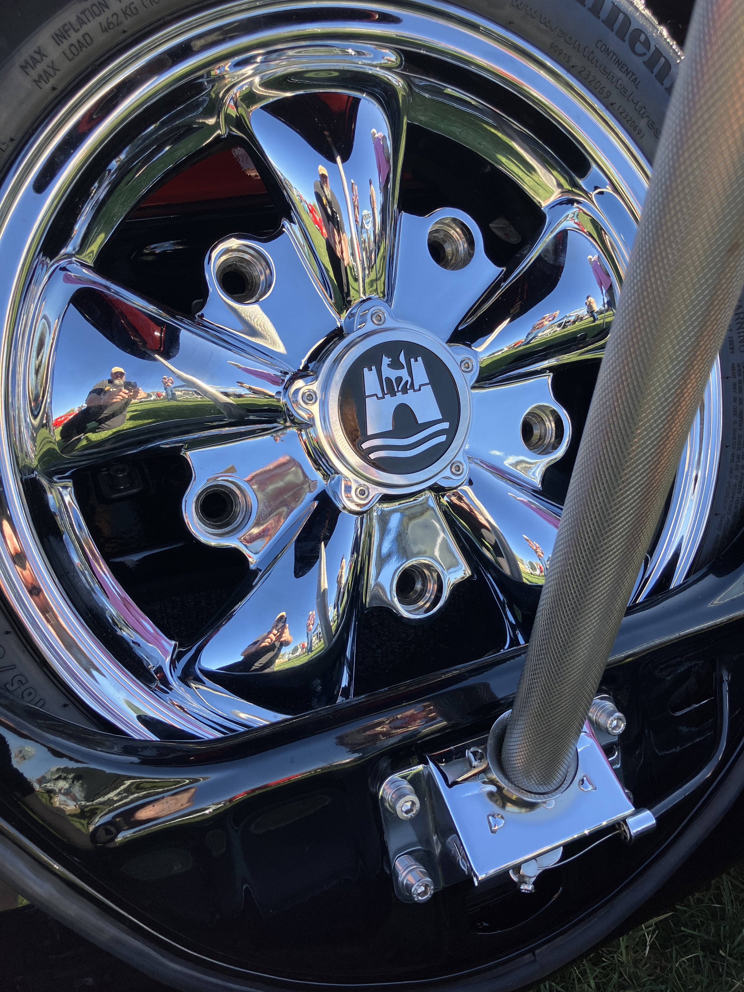 EMPI - 5 Rib Wheel Center Cap