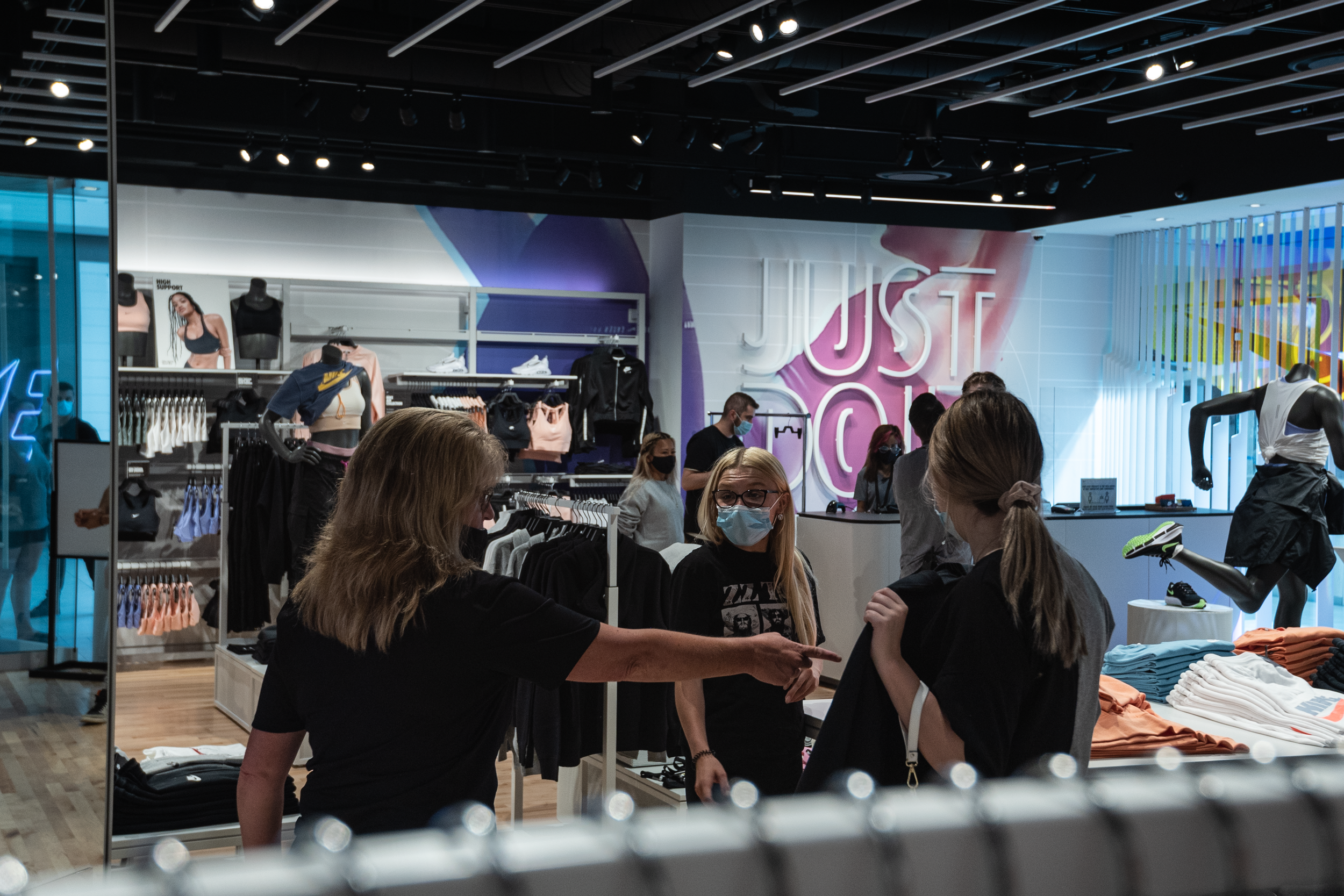 Nike Store Opening - Shot by Rachel Long-120.png