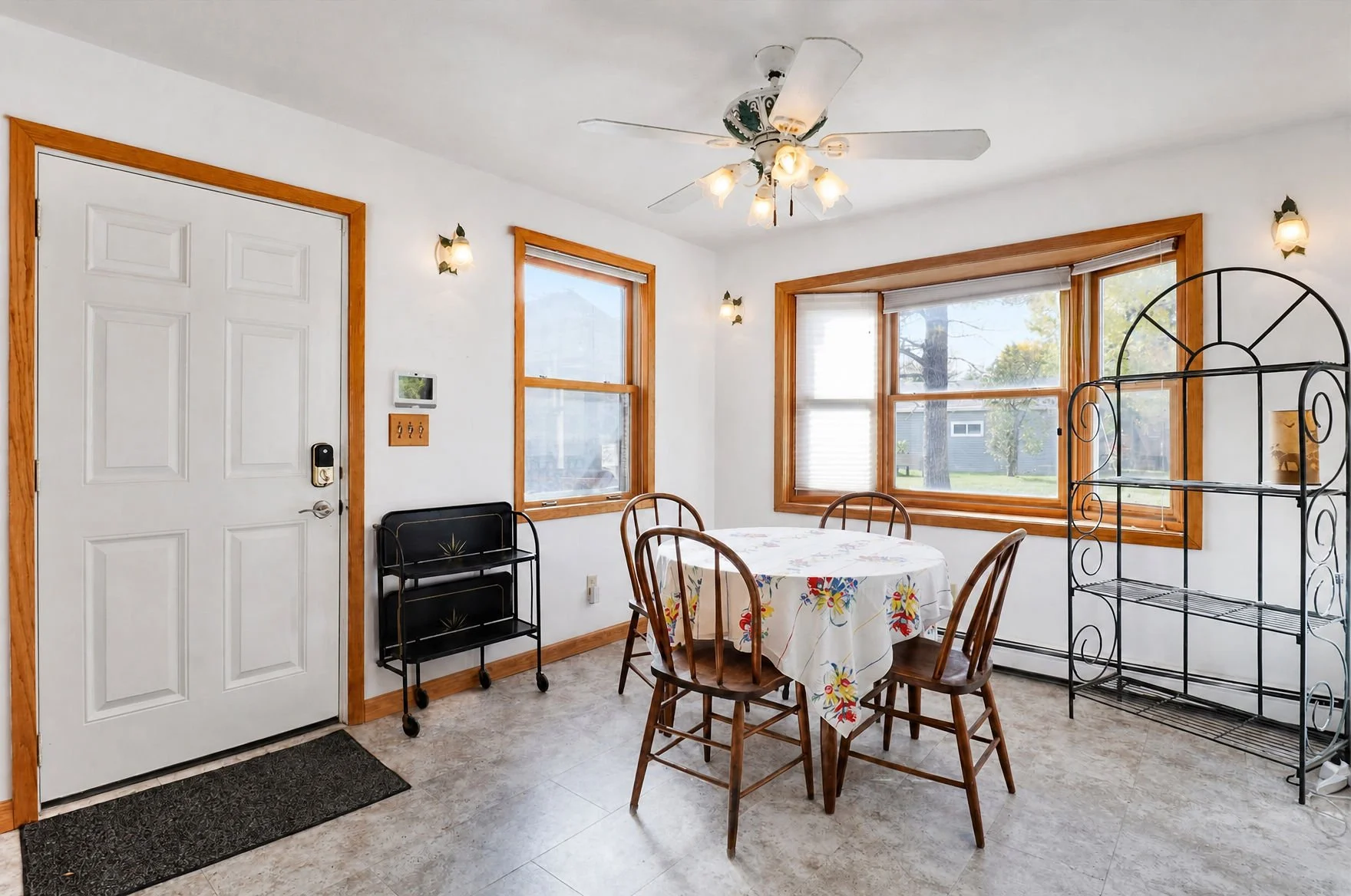 714_3rdSt-15.jpg