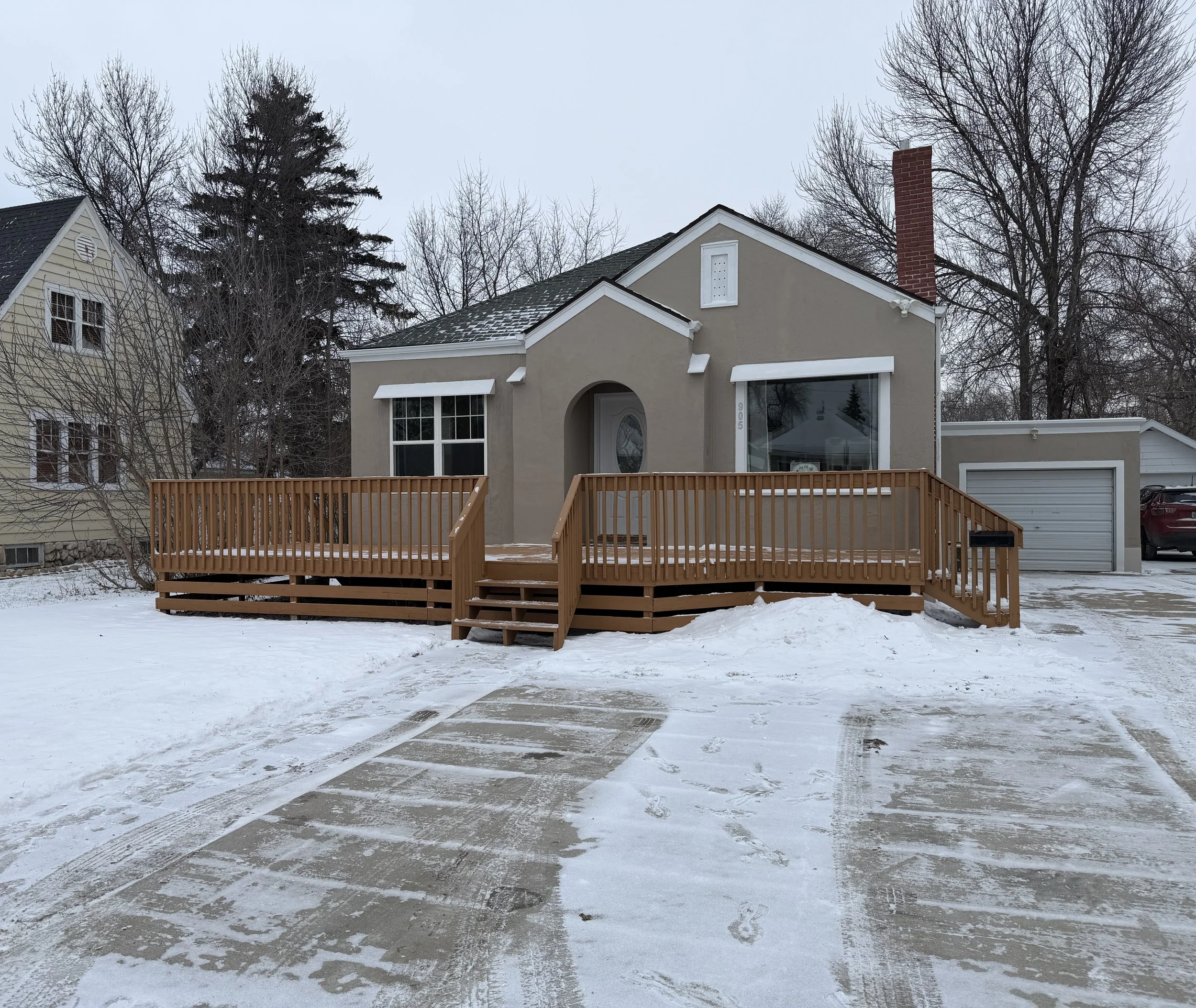 905 7th St NE, Devils Lake $179,900