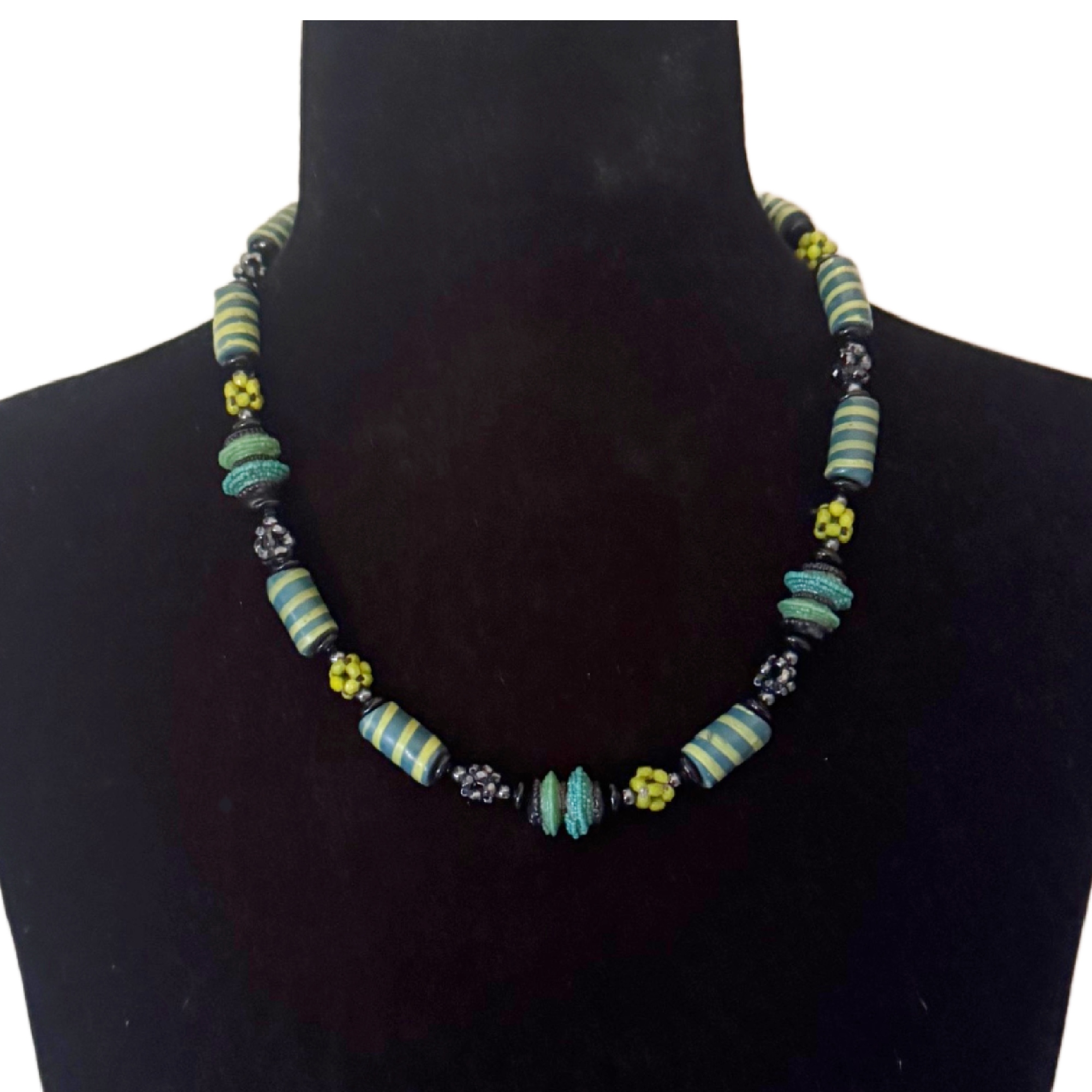Green Bumblebee Necklace Image 1.png
